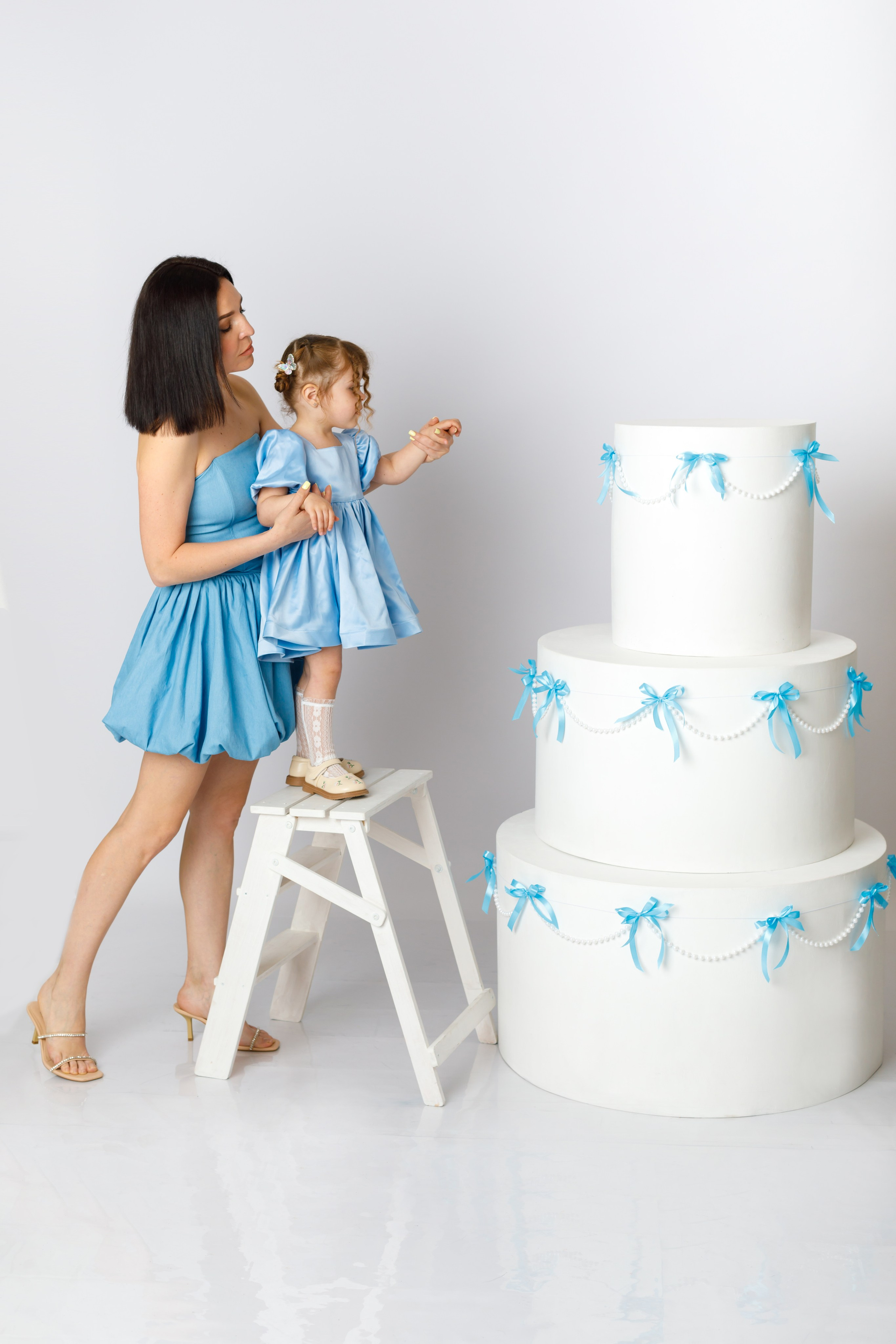 Фотостудия Эмоция Анапа. Семейный и детский фотограф, в Анапе Алфимова Елена.Новорожденных