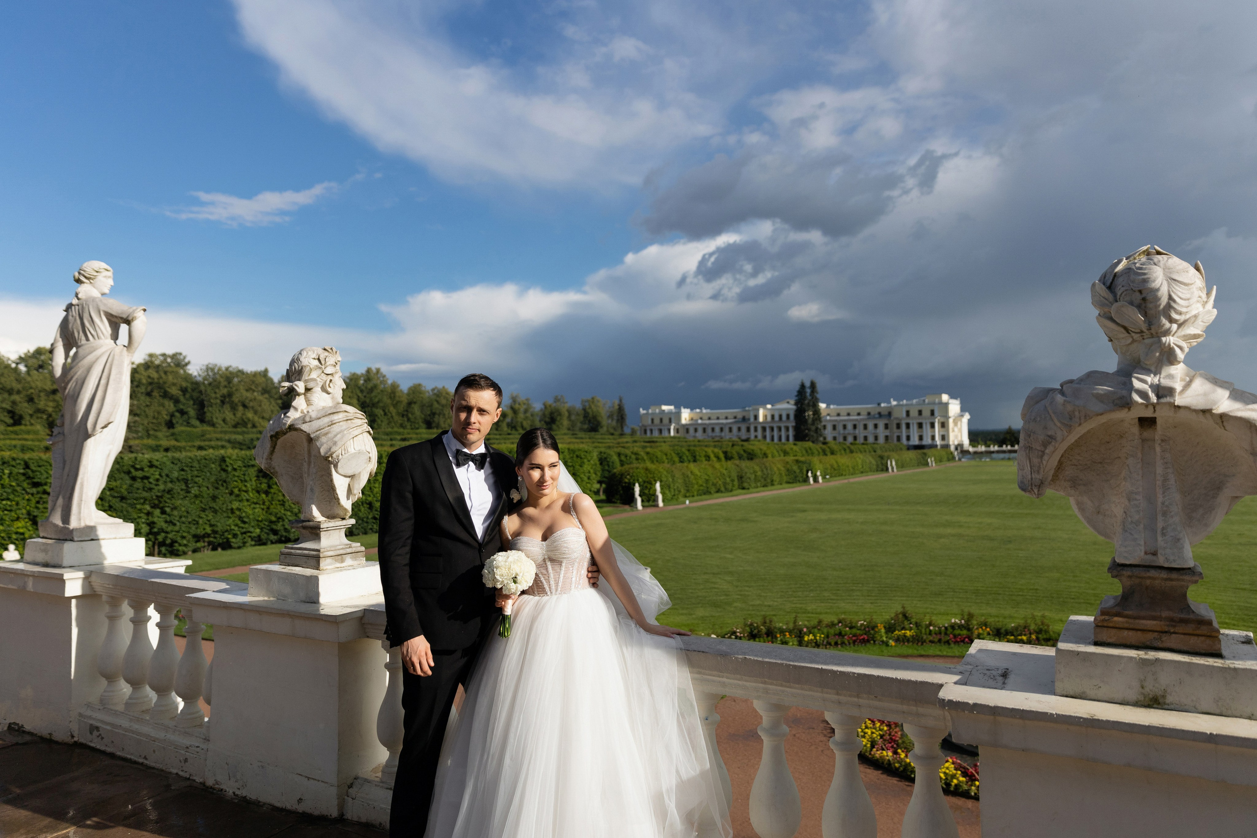 Свадебная фотосъемка росписи и свадебная фотосессия в Архангельском. Свадебный фотограф в Москве Полина Лелетко