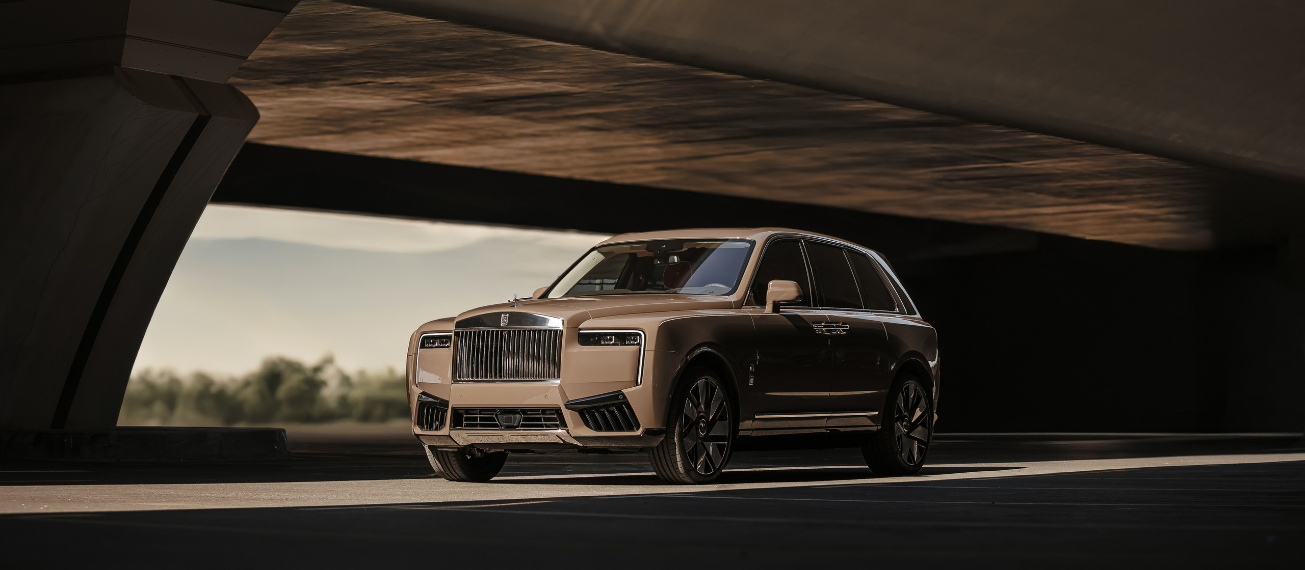 Evgen Yatsenko — Photographer in Dubai