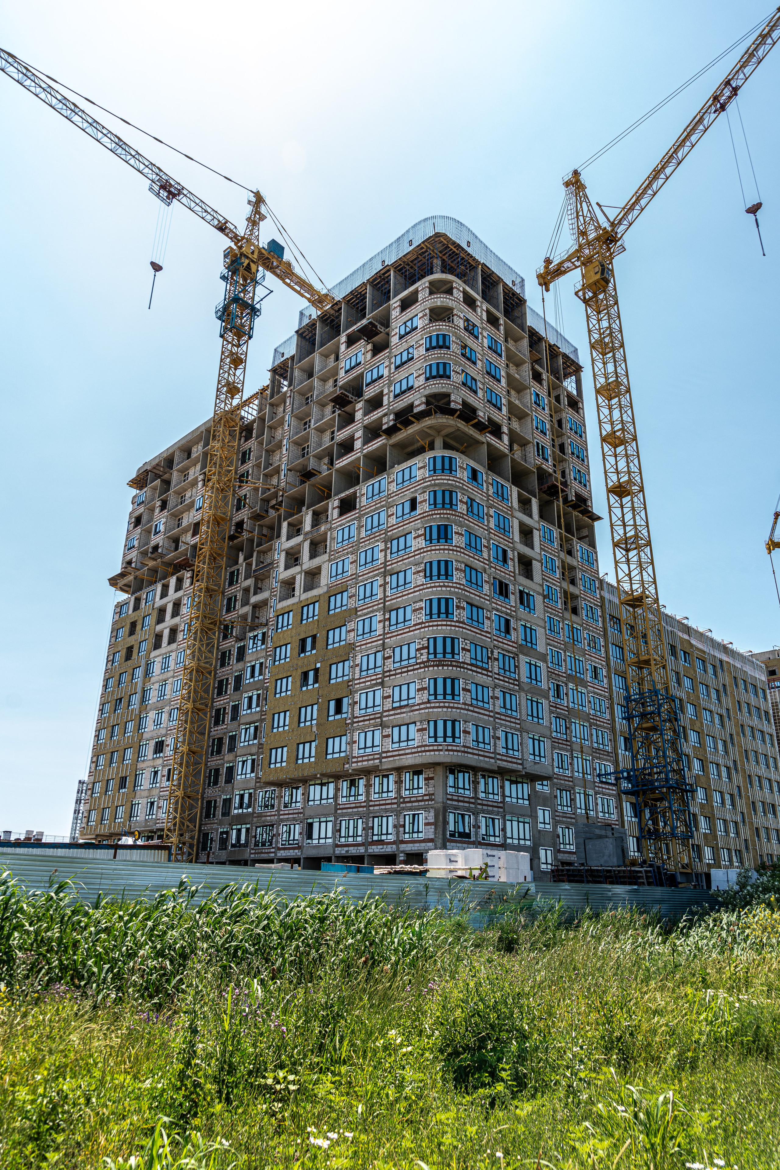 Фотосъемка жилых комплексов для застройщиков в Краснодаре Профессиональная фото и видео съемка ЖК в Краснодаре — архитектурная съемка. Шедевры для Вас! Фотограф и Видеограф в Краснодаре Пахиев Руслан