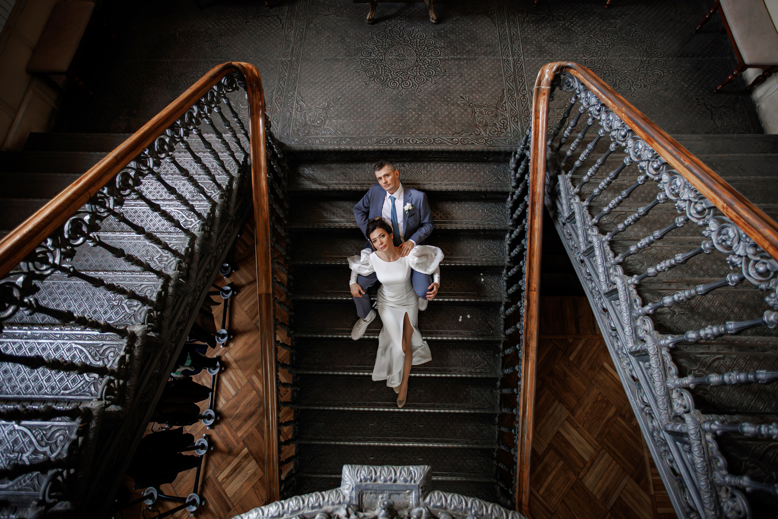 Свадебная фотосессия в библиотеке читальне им Пушкина. Свадебный фотограф Москва и МО Сергей Киржаев