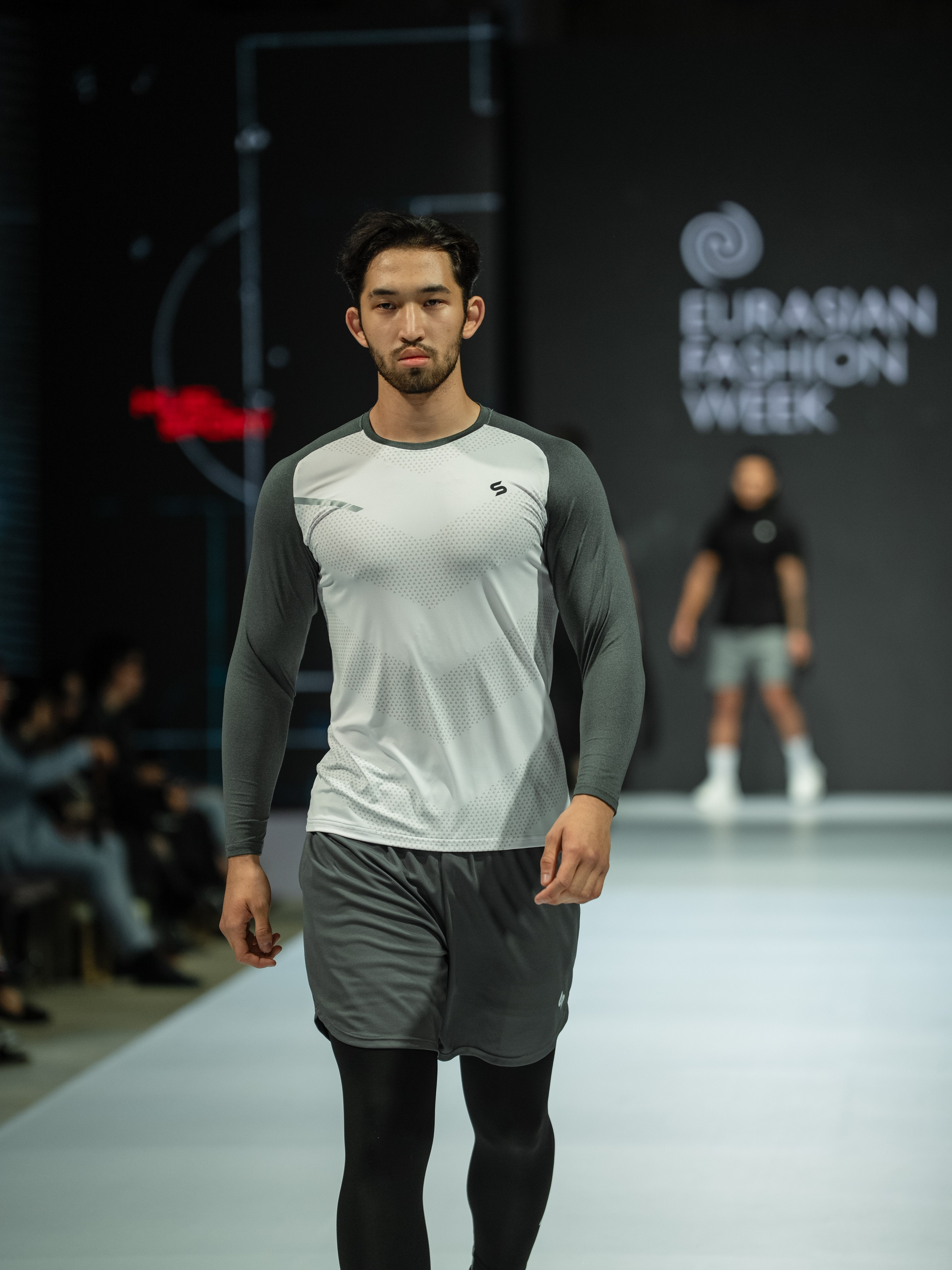 EURASIAN FASHION WEEK Husl Sport. Сайт Алматинского НЮ АРТ, будуар и фэшн фотографа Дениса Карпенко