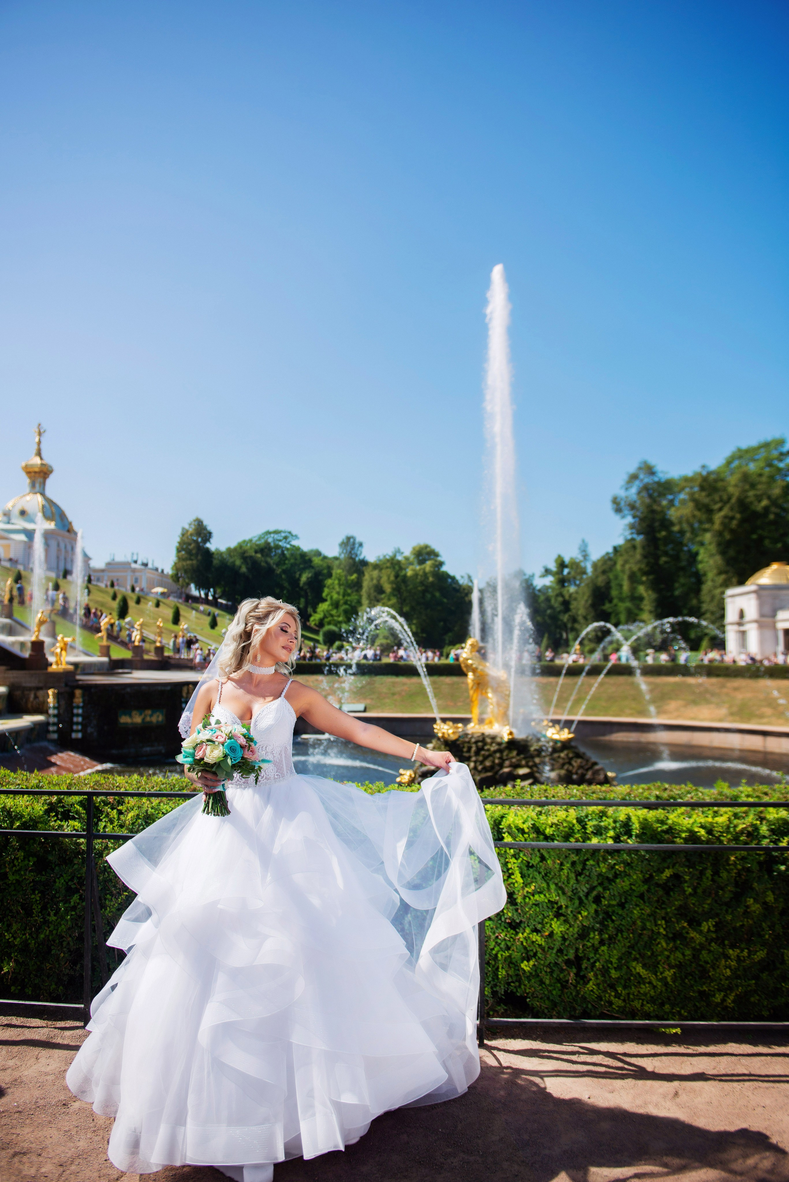 Свадебная прогулка в Петергофе. Портретный, семейный и свадебный фотограф в Санкт-Петербурге и в Пушкине Ширяев Денис