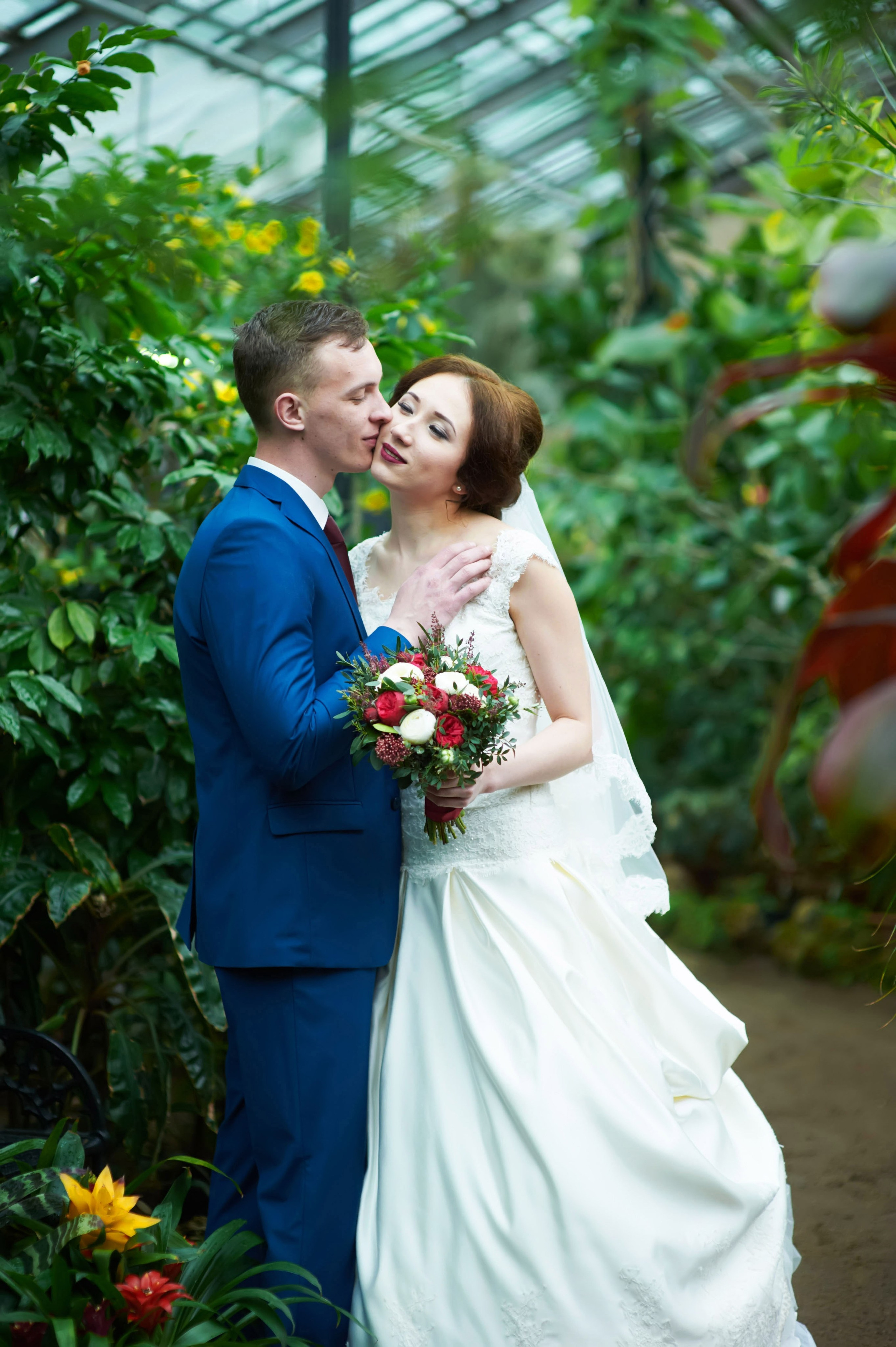 Индира и Дмитрий (свадебная фотосессия в Ботаническом саду и в фотостудии). Портретный, семейный и свадебный фотограф в Санкт-Петербурге и в Пушкине Ширяев Денис