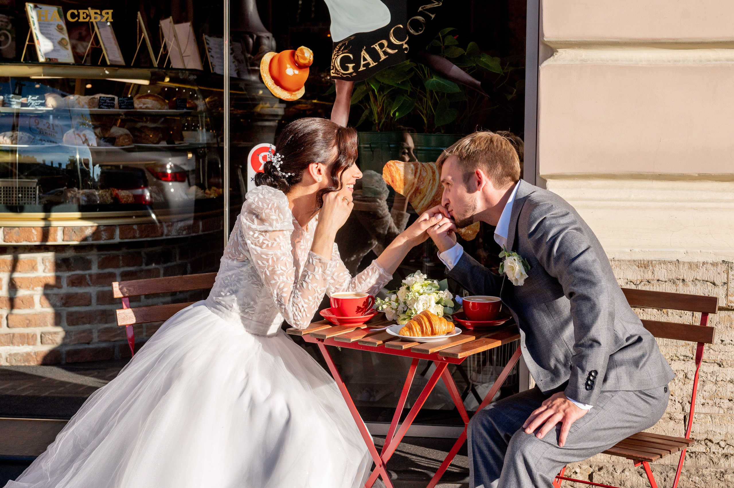 Кирилл и Анжела (круассаны, кофе и фотосессия в Летнем саду). Портретный, семейный и свадебный фотограф в Санкт-Петербурге и в Пушкине Ширяев Денис