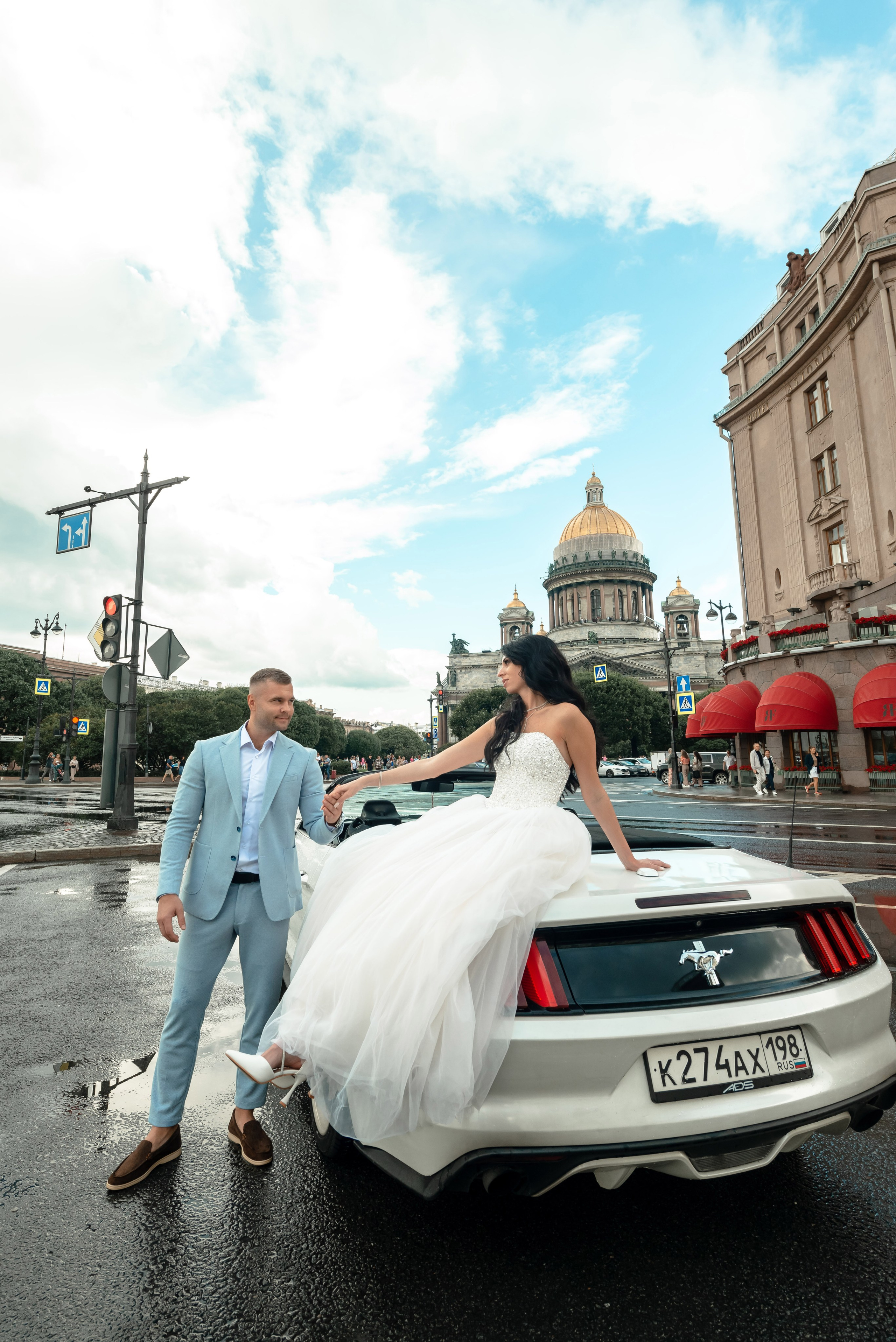 Елена и Илья (фотосессия у городской Невской Ратуши, Исаакиевская площадь). Портретный, семейный и свадебный фотограф в Санкт-Петербурге и в Пушкине Ширяев Денис