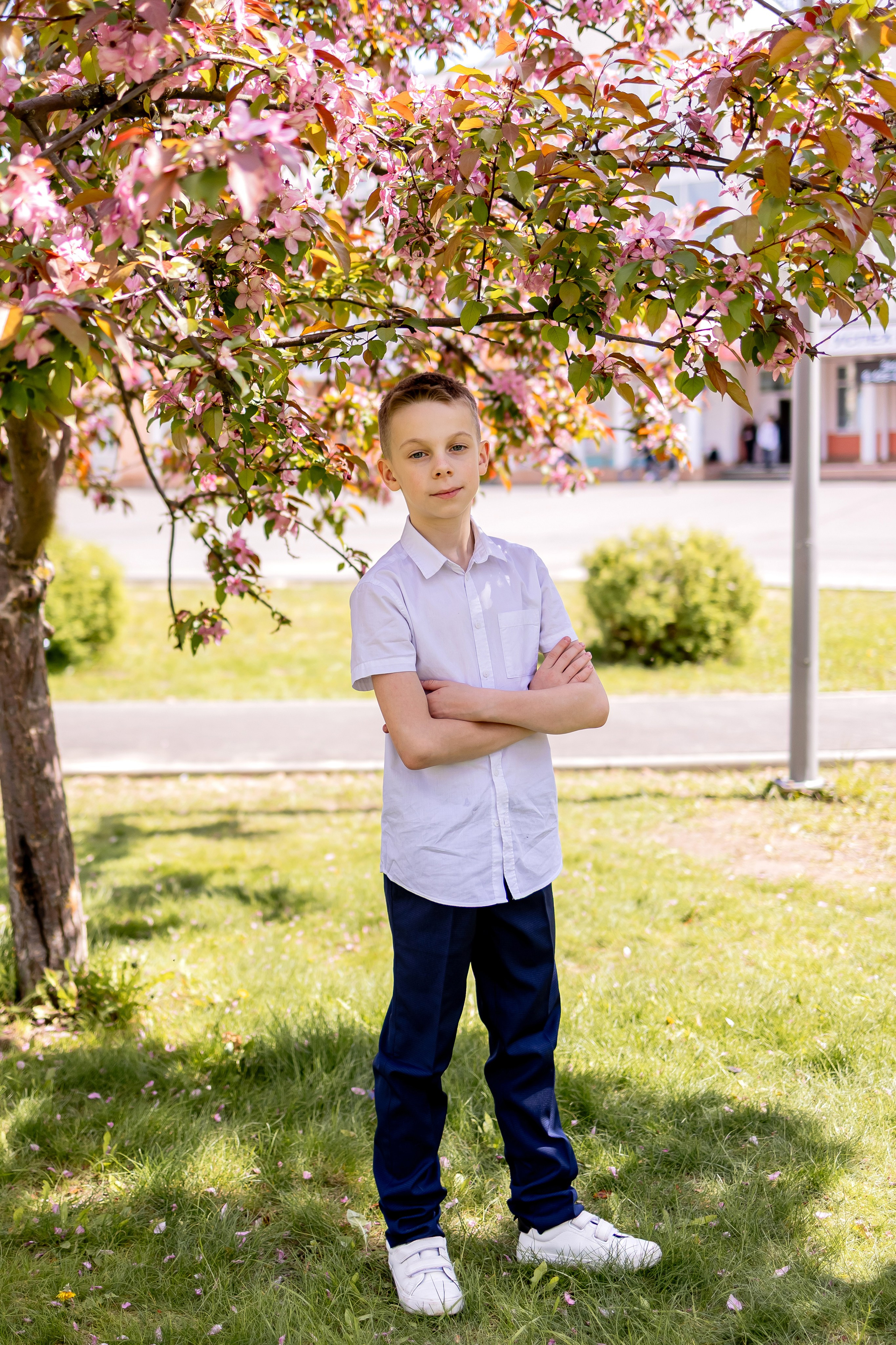 Выпускной в начальной школе на улице. Фотограф и видеограф Москва. Свадебный фотограф, видеограф. Выпускные альбомы. Оживающие альбомы