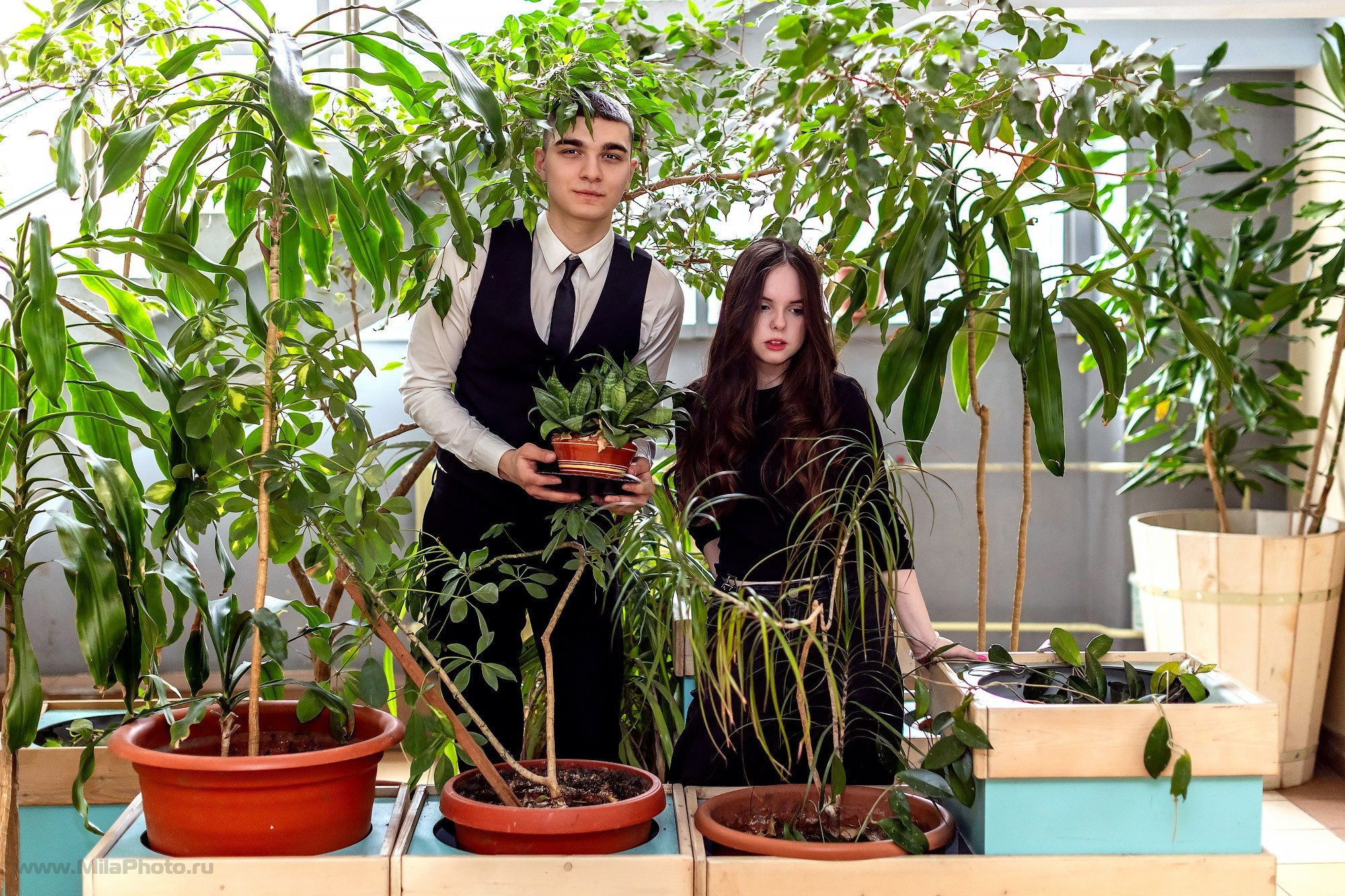 Галерея съемок в школе. Фотограф и видеограф Москва. Свадебный фотограф, видеограф. Выпускные альбомы. Оживающие альбомы