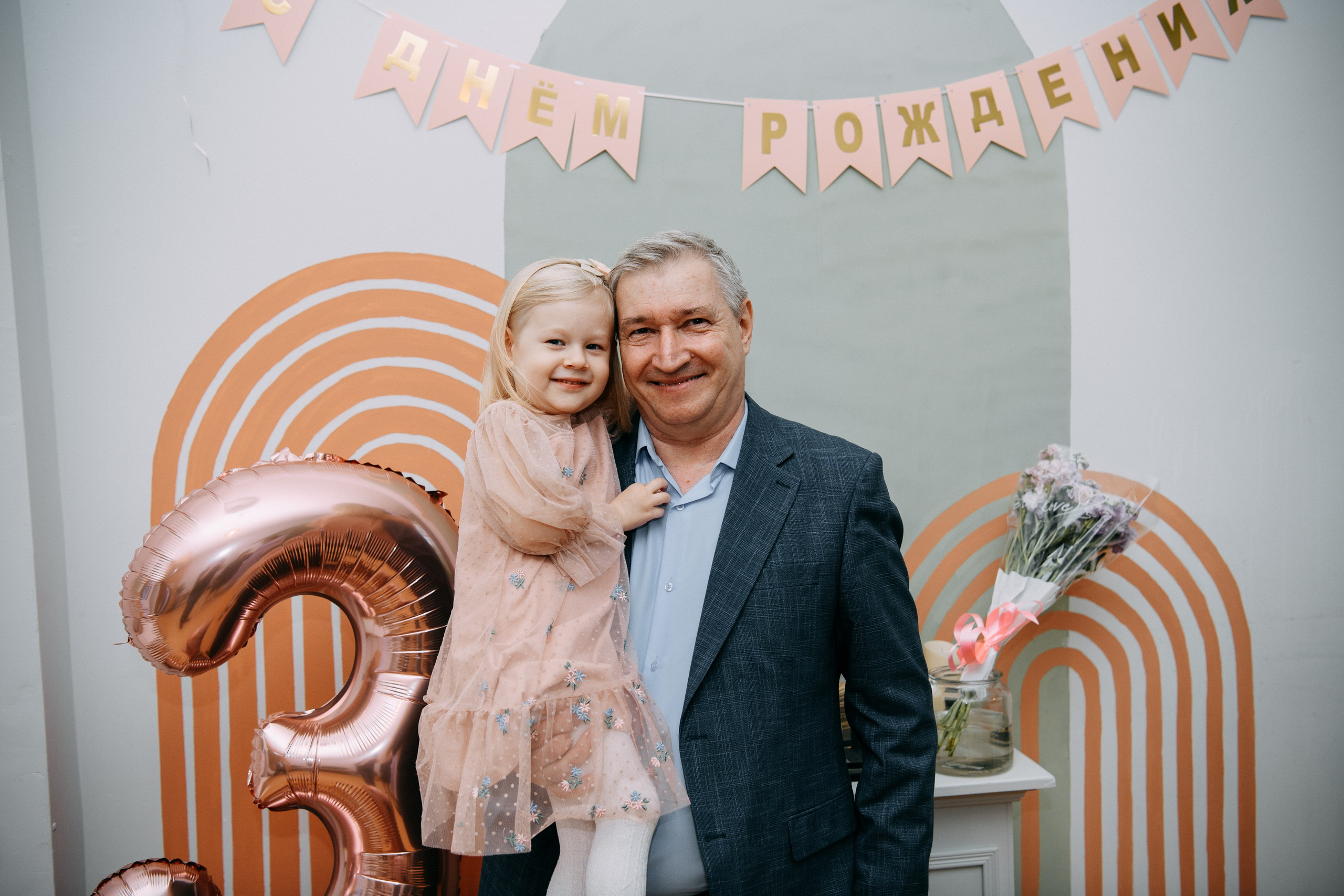 День рождения Анны Павловны. Фотограф на выписку из роддома в Москве и МО