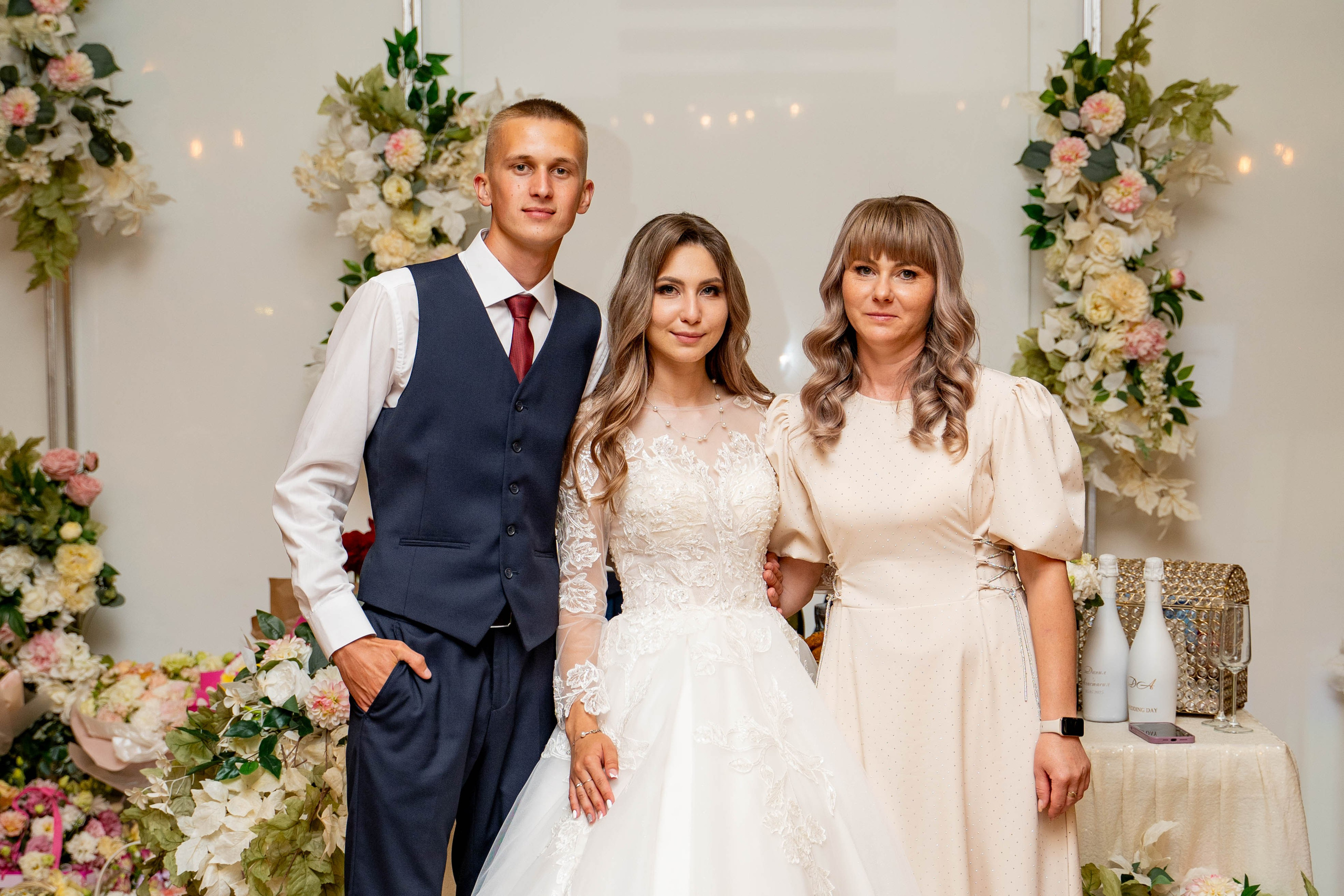 Данил и Анастасия. Видеосьемка, фотосьемка свадеб, юбилеев, утренников в Краснодарском кр