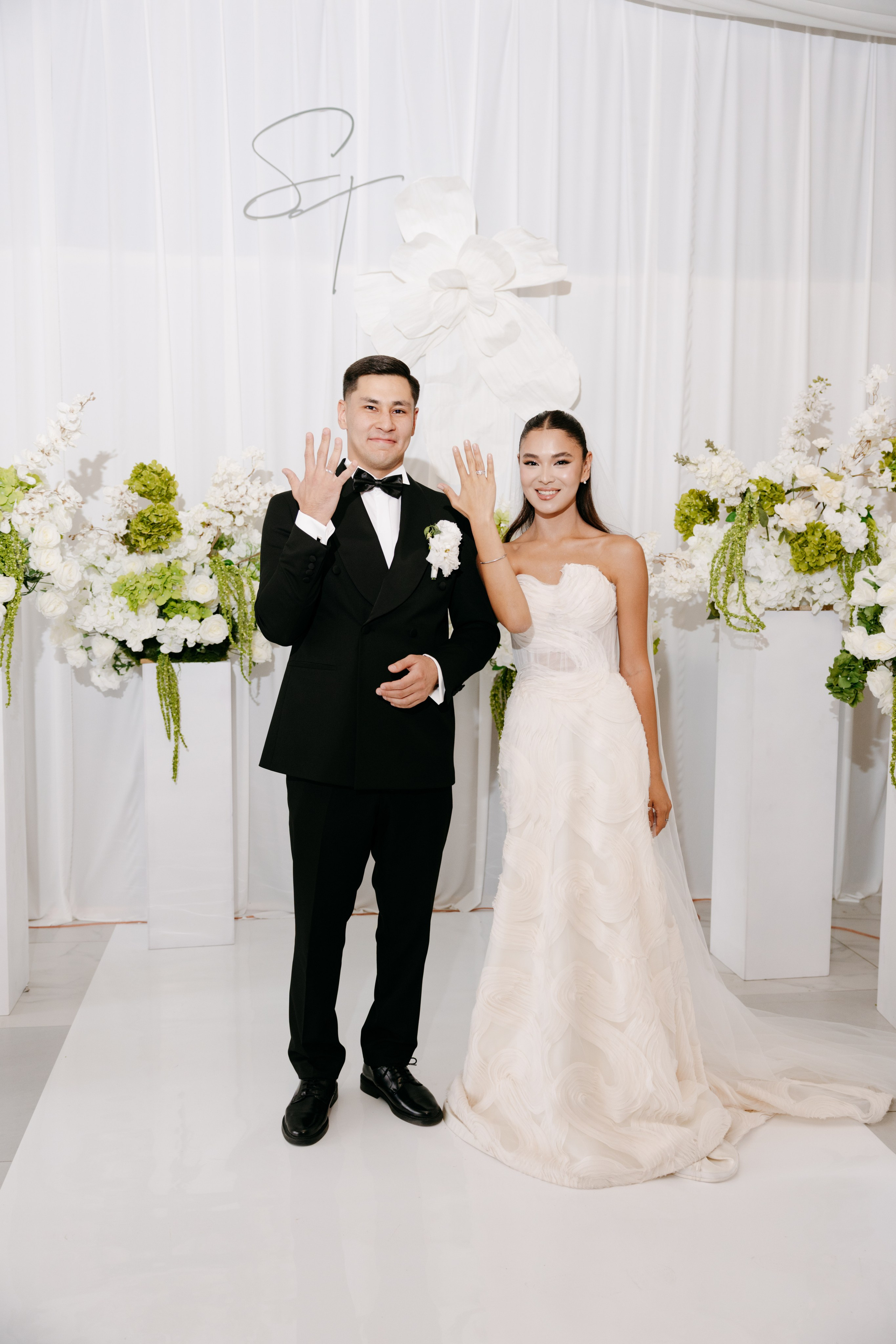 Sanzhar & Tomi. Batr Kanatkali