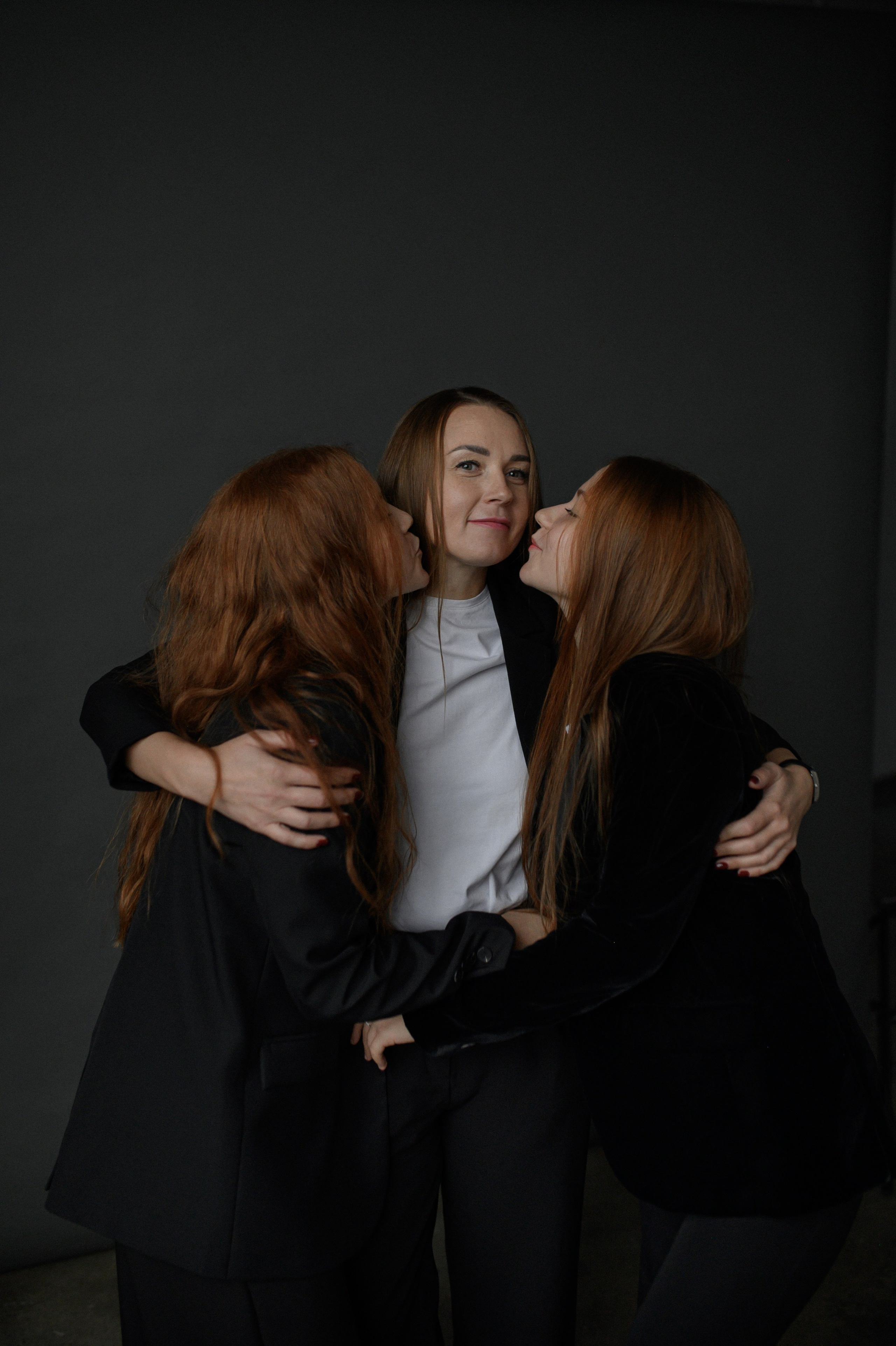 Елена, Дарья, Алена. Www.ostermiller.ru