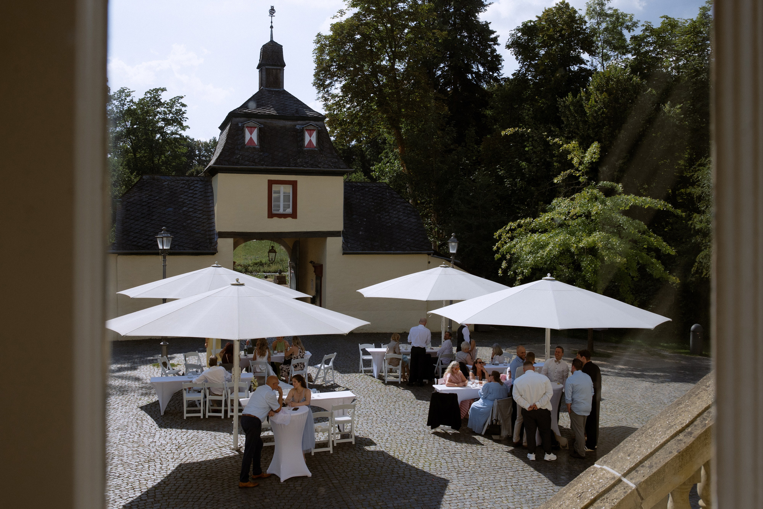JANINE UND DUSTIN. Galina and Nikita Bykovets, a wedding photographer and videographer duo in Germany
