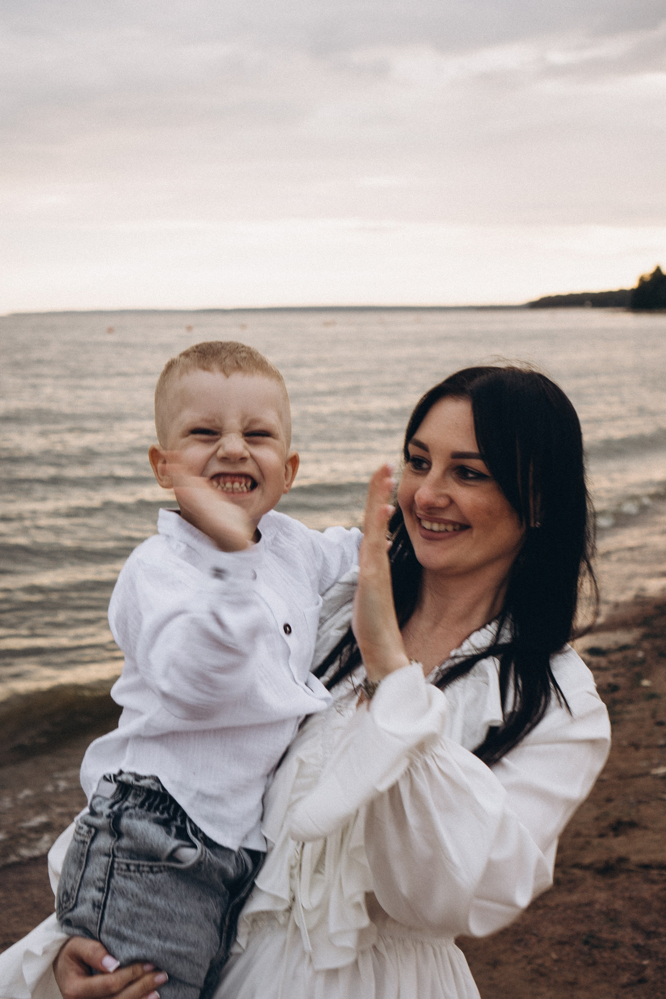 Семейная история на берегу залива. Профессиональный фотограф, Санкт-Петербург — Виктория Богомолова