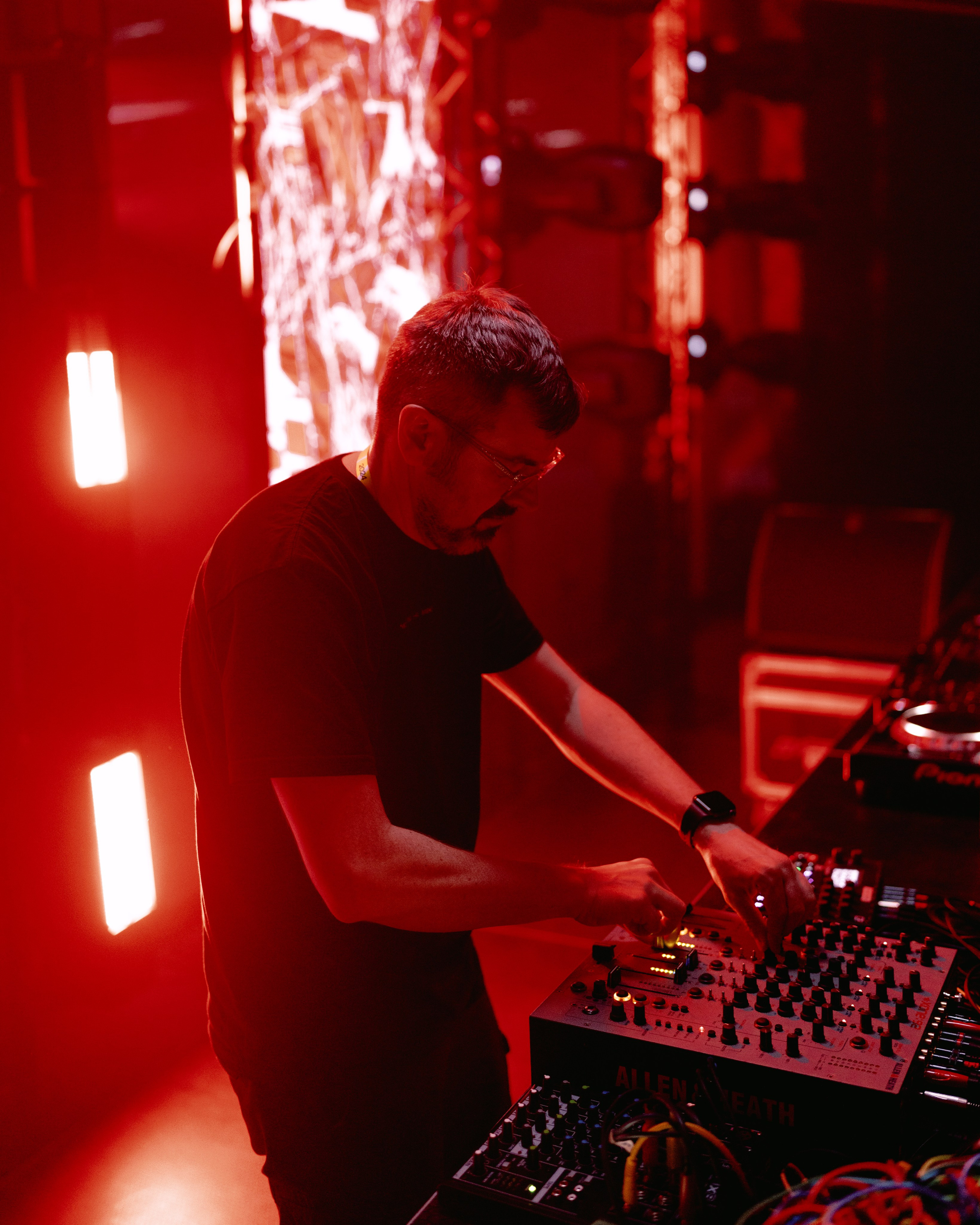 NUR 2024. @tomrus: Рустам Шагиморданов — фотограф