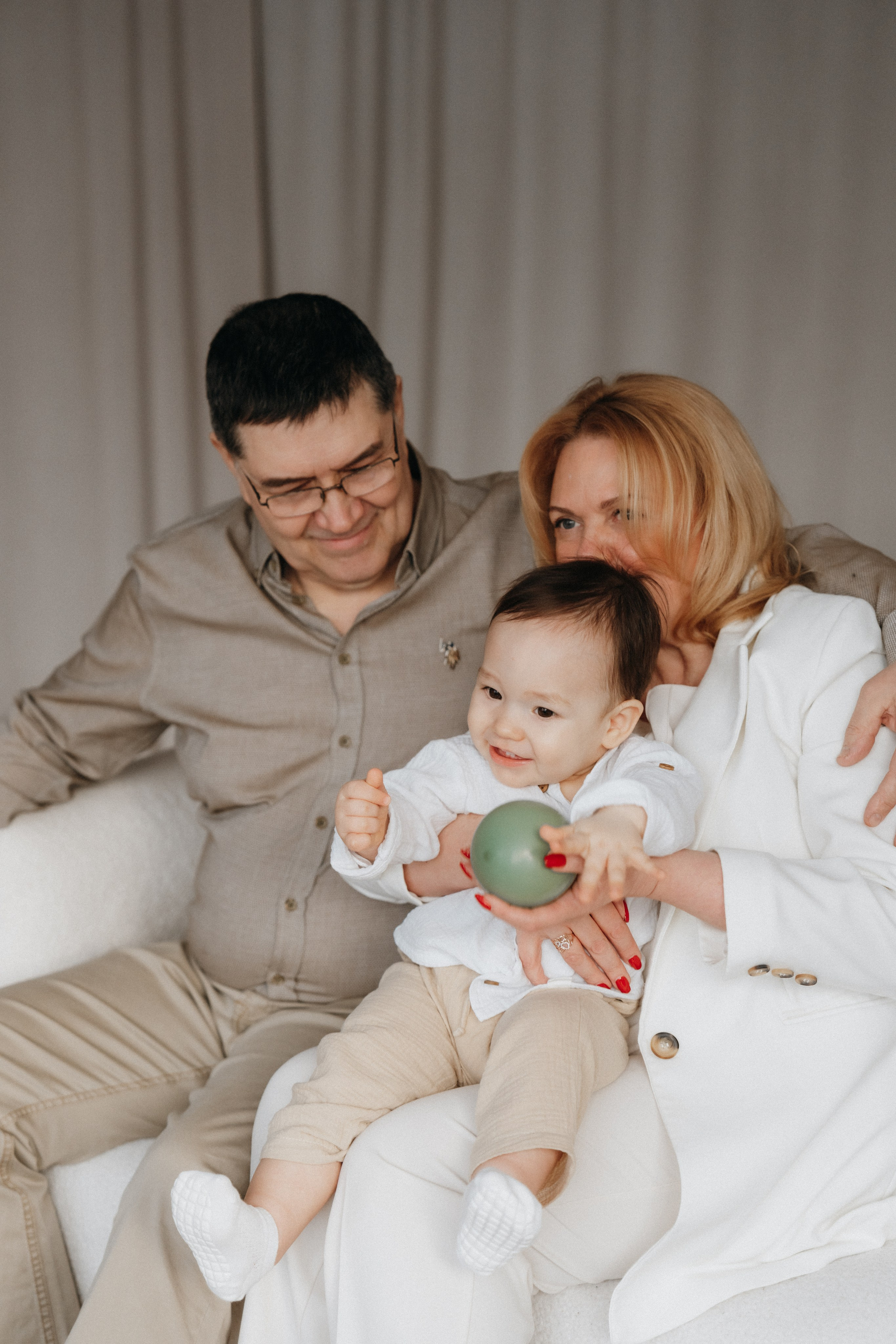 Семейная и детская фотосъемка в студии в Архангельске. Портретный и свадебный фотограф в Архангельске Елизавета Стрекаловская