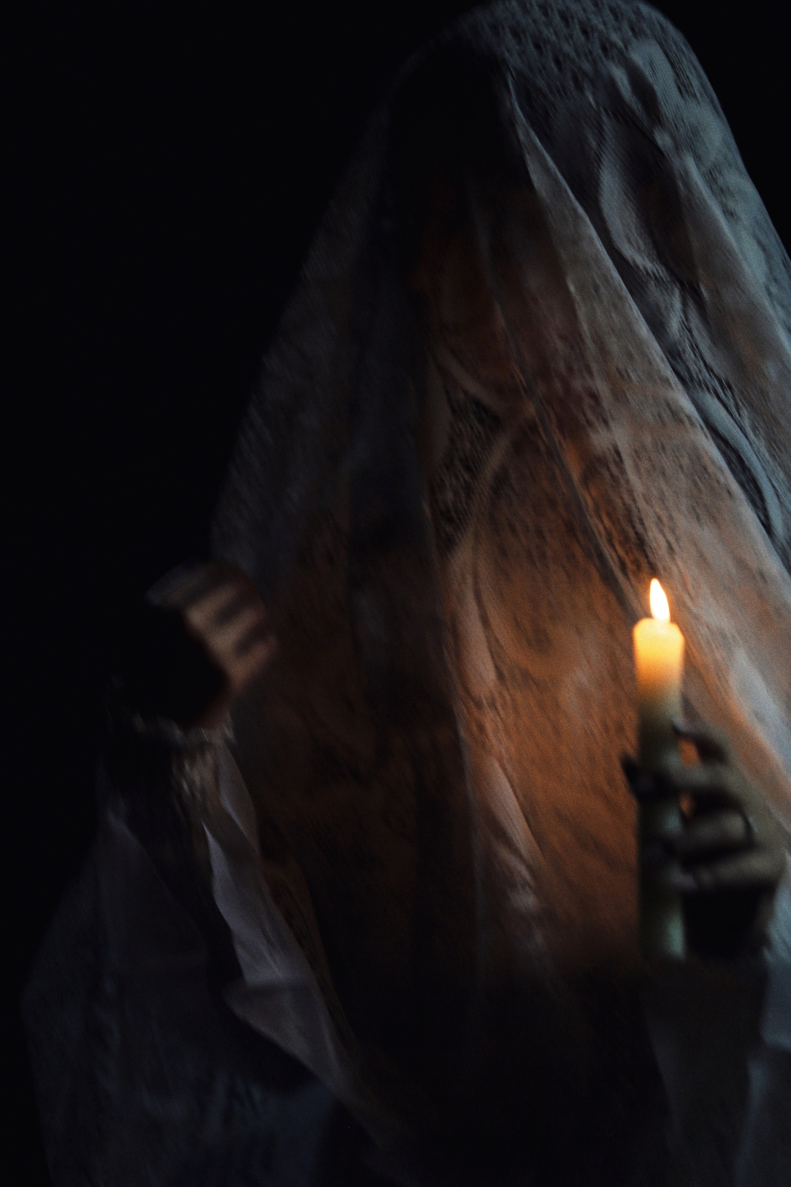 невеста со свечой