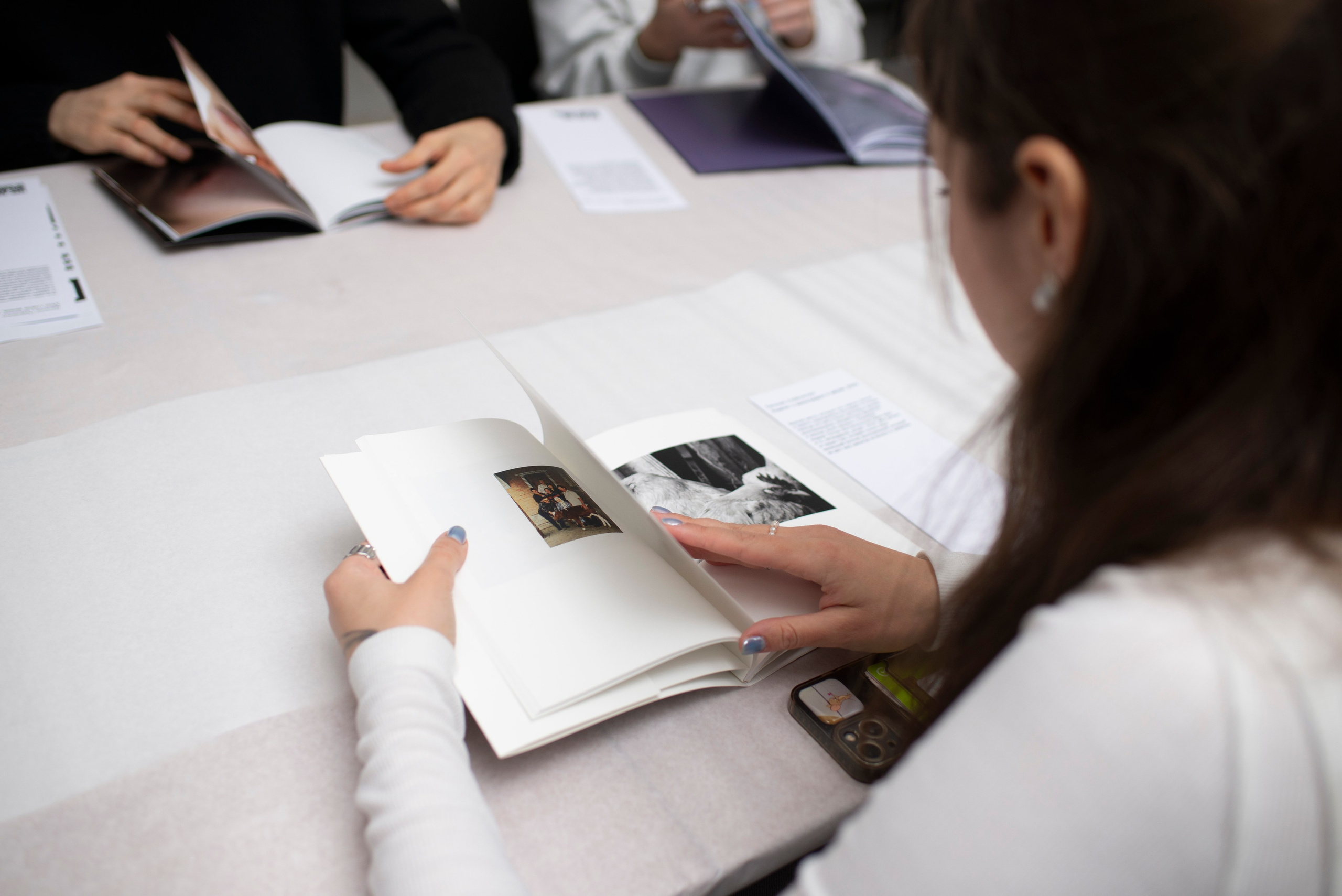 Вечер фото книг в Школе Дизайна. Фотограф в Москве Алейникова Евгения