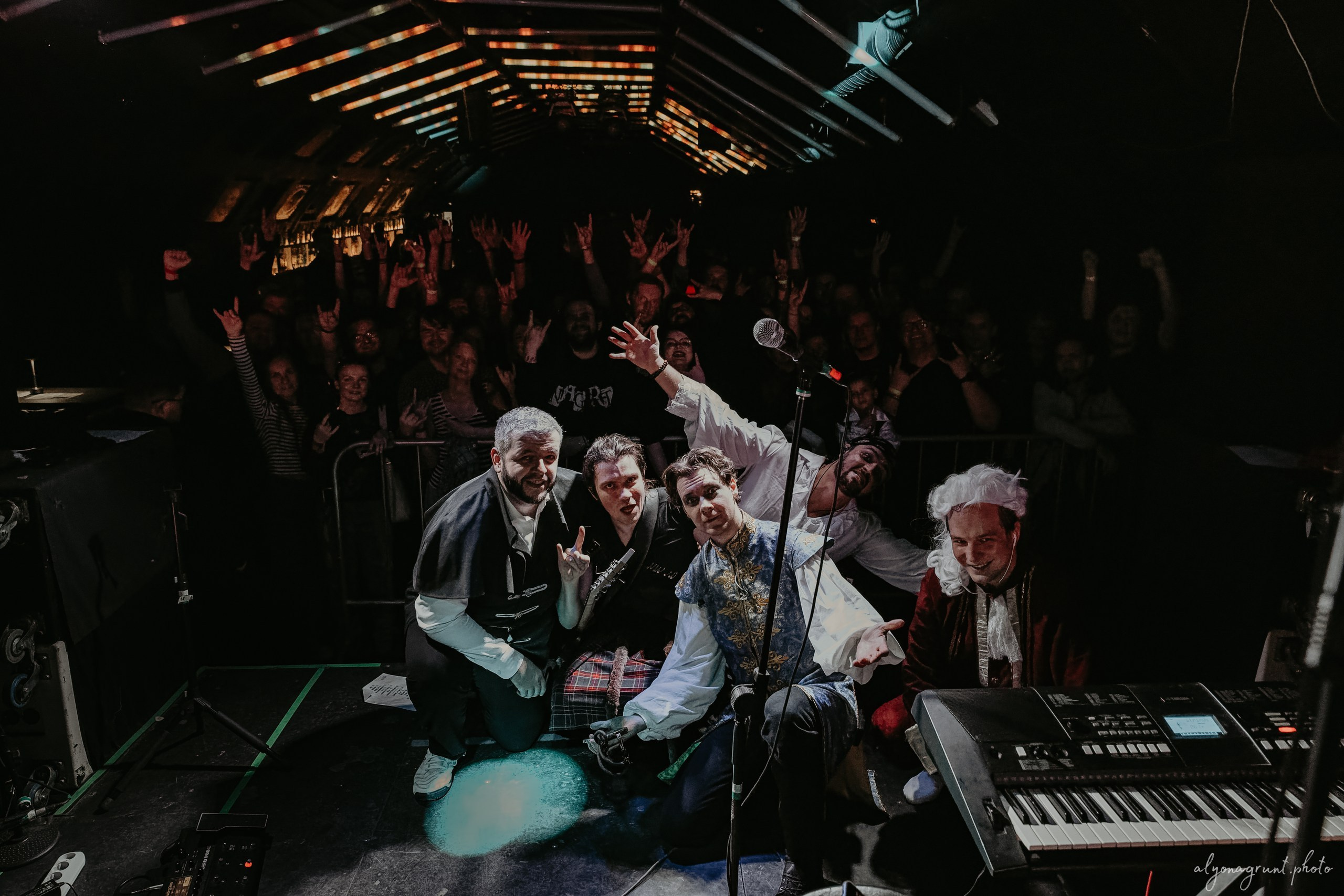 Кровавый риф, фоторепортаж, СПб, Nexus Event Space, 28.11.2025. Алена Адрианова: фотограф в Санкт-Петербурге