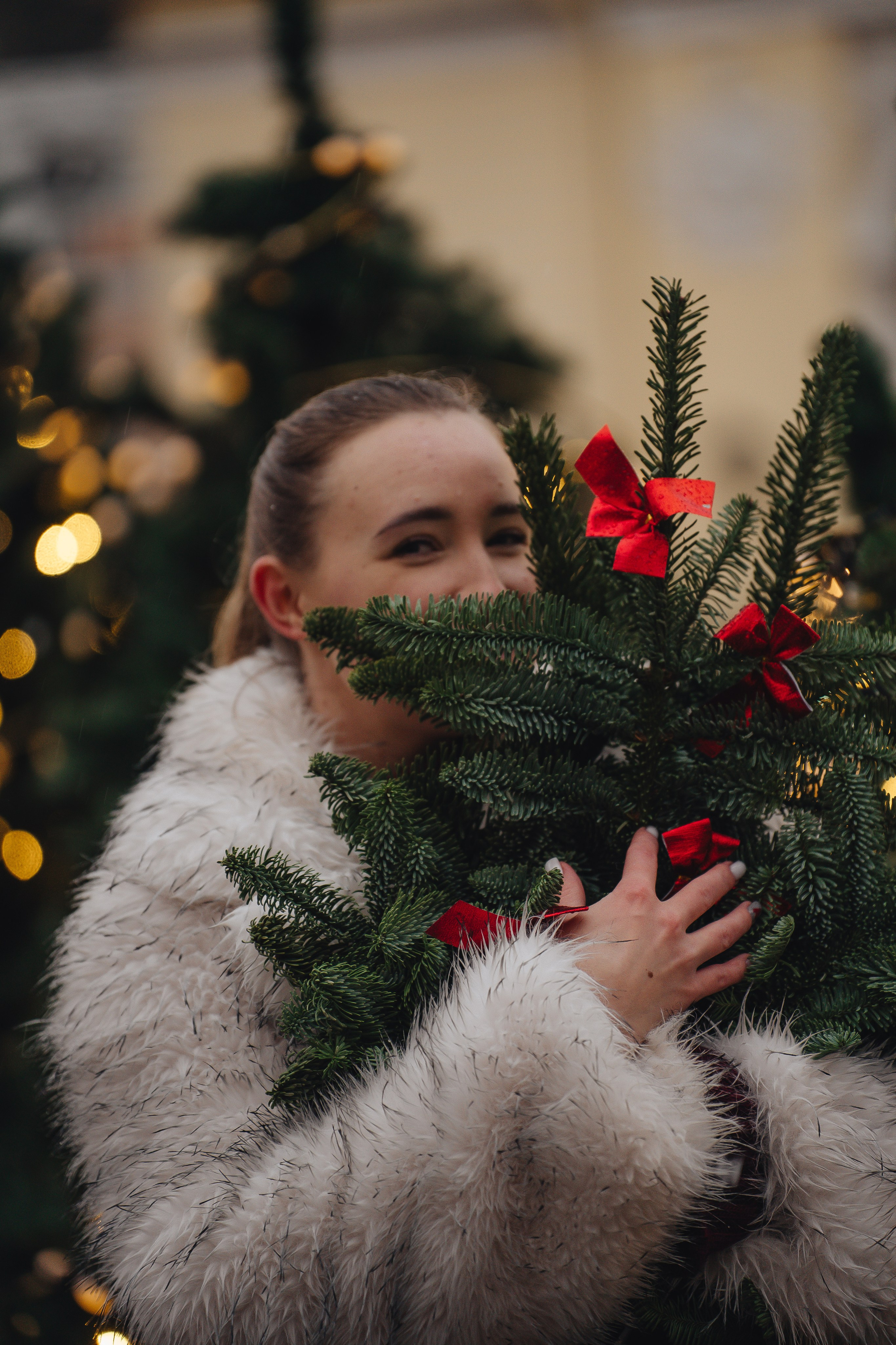 ПРОГУЛКА НА МАНЕЖНОЙ ПЛОЩАДИ ДЛЯ ДЕВУШКИ ПЕРЕД НОВЫМ ГОДОМ (НОВОГОДНЯЯ ФОТОСЕССИИЯ НА МАНЕЖНОЙ ПЛОЩАДИ). Профессиональный фотограф, Санкт-Петербург — Виктория Богомолова