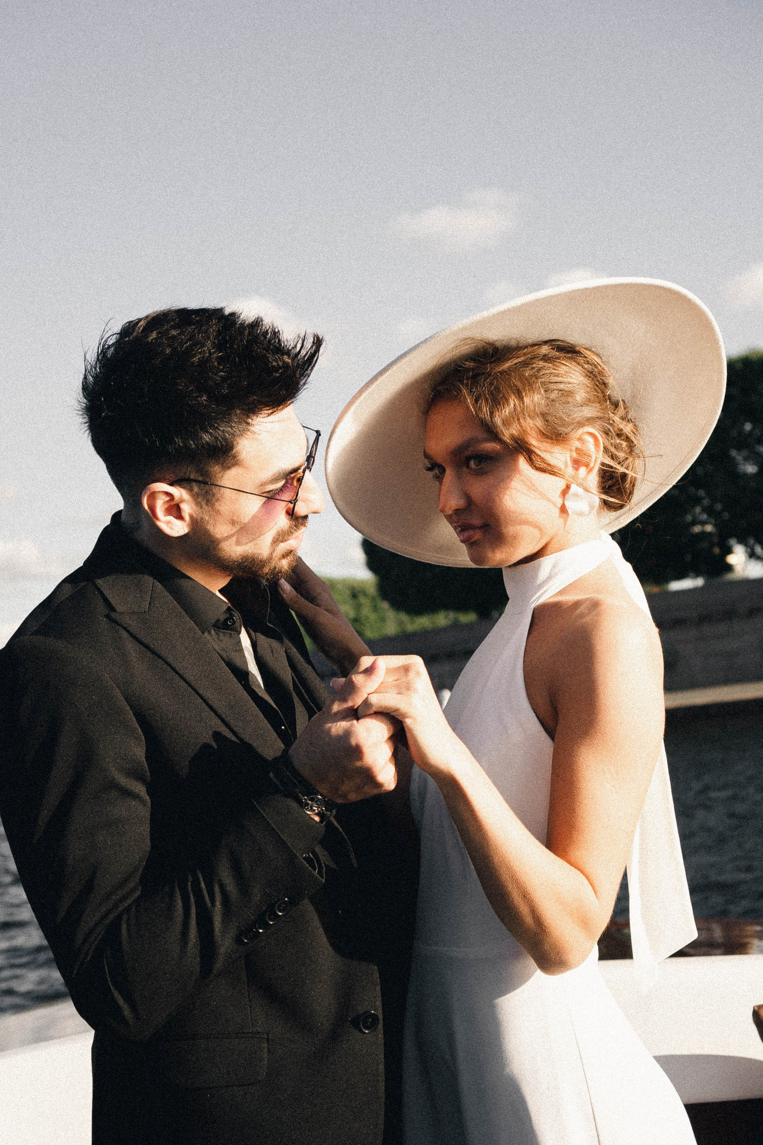 СВАДЕНБНАЯ СЬЕМКА НА КАТЕРЕ ПО КАНАЛАМ САНКТ-ПЕТЕРБУРГА И В АКВАТОРИИ НЕВЫ. Профессиональный фотограф, Санкт-Петербург — Виктория Богомолова