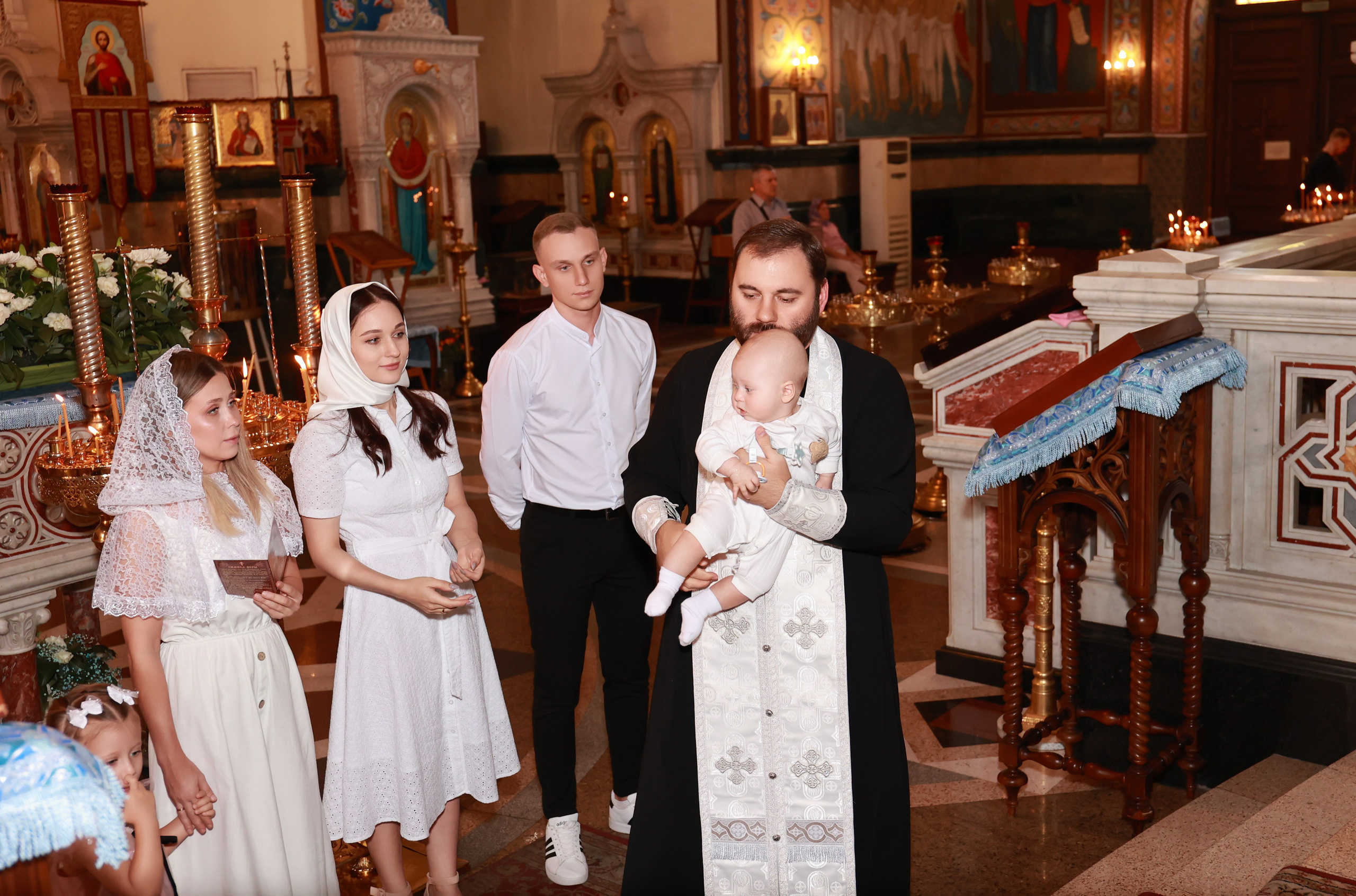 Войсковой собор Святого Благоверного князя Александра Невского. Детский семейный фотограф Краснодар