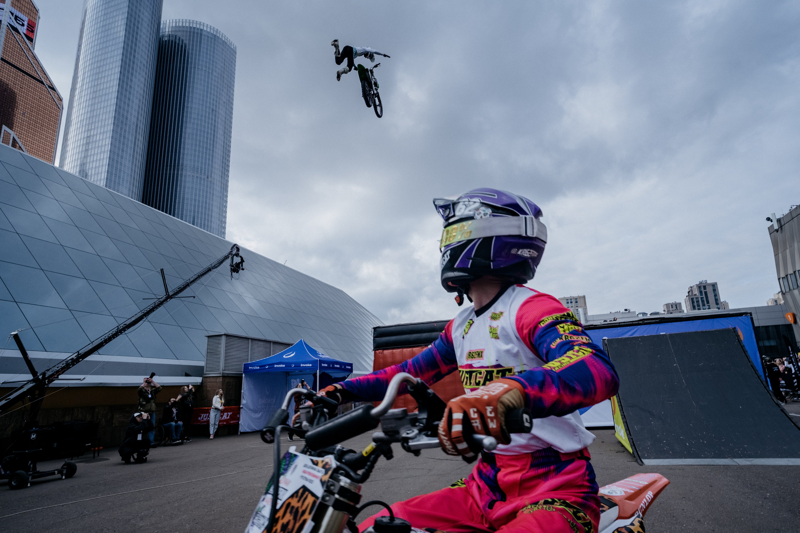 INVOKE DIRT CONTEST. Репортажный и портретный фотограф в Москве Илья Спиридонов