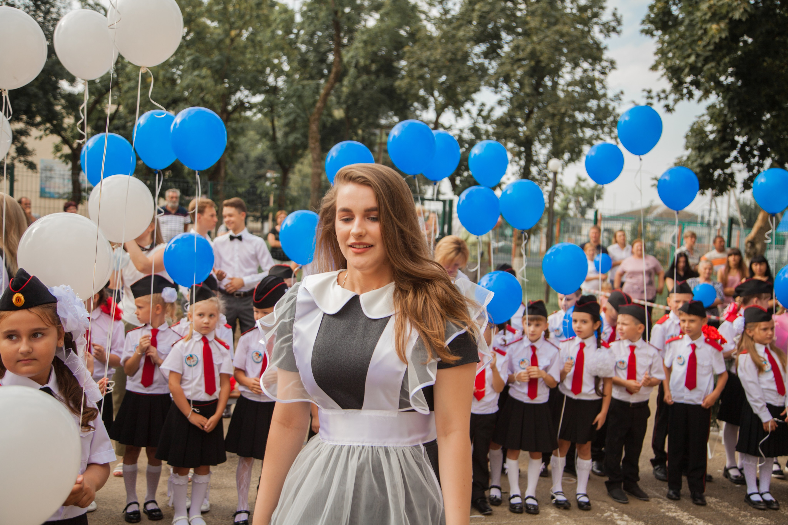 Линейка 1 сентября. Свадебный и семейный фотограф в Армавире