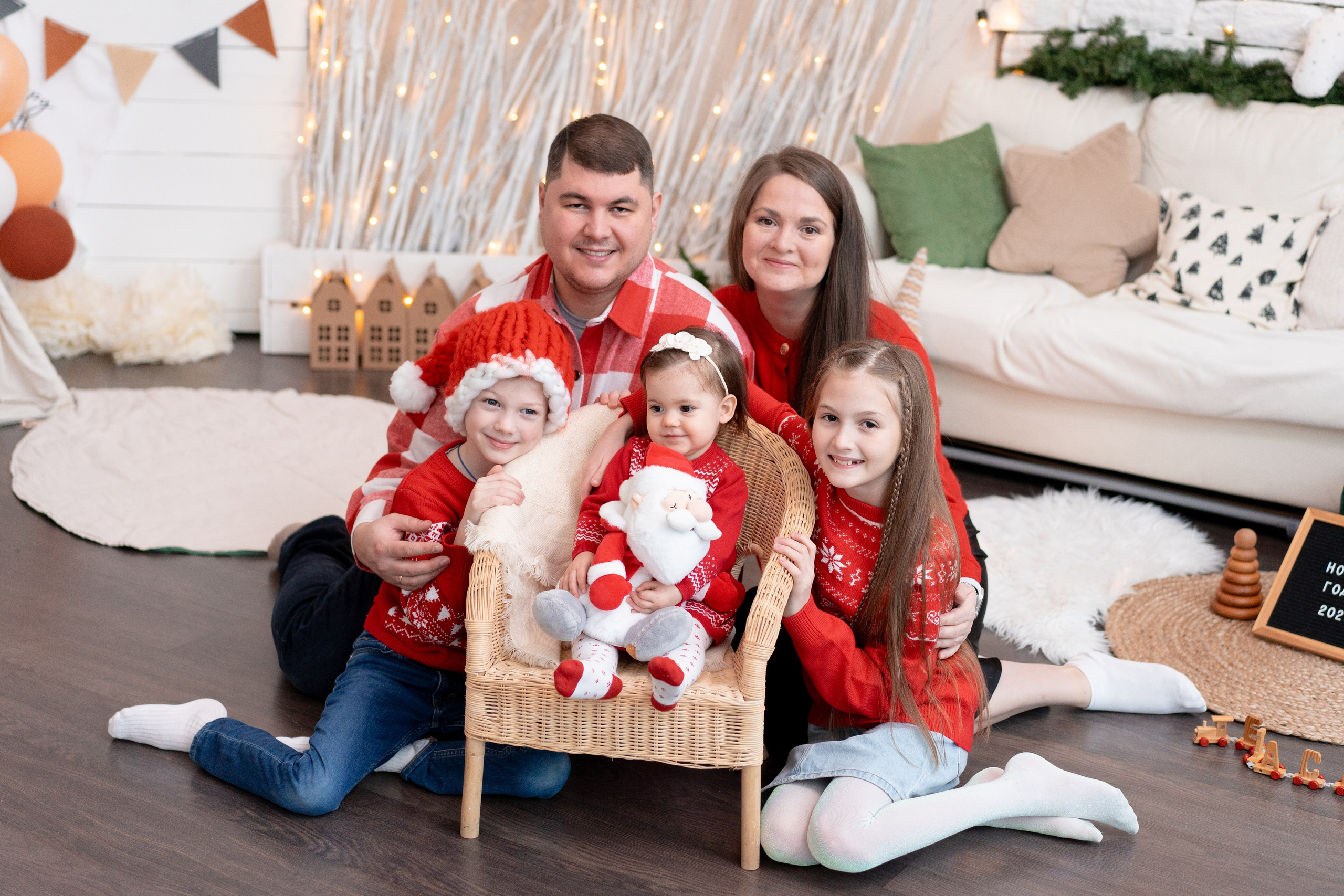 С Наступающим Новым Годом!. Детская, семейная фотостудия в Санкт-Петербурге