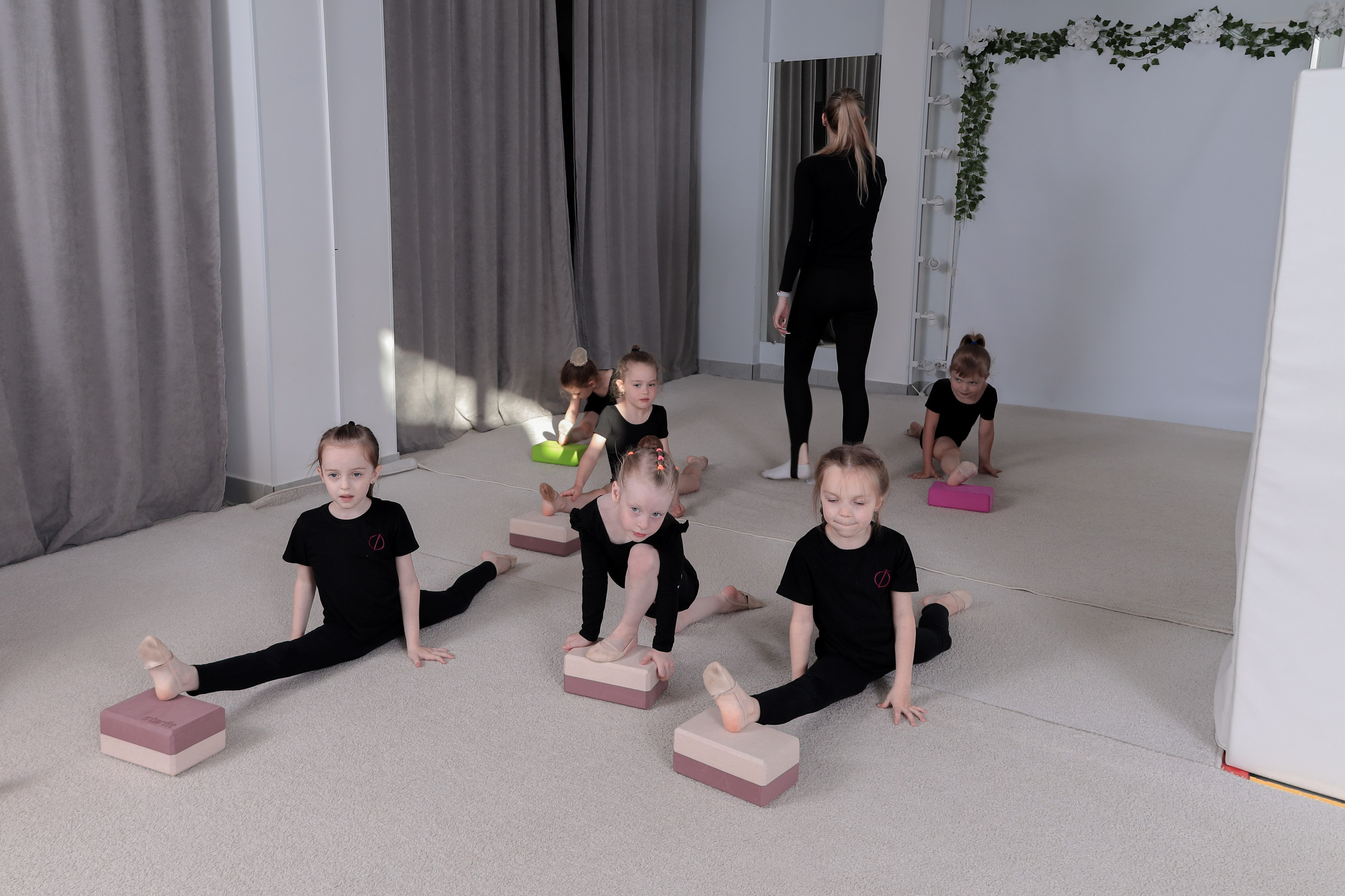 Открытый урок гимнастика. Фотограф Надршина Лилия