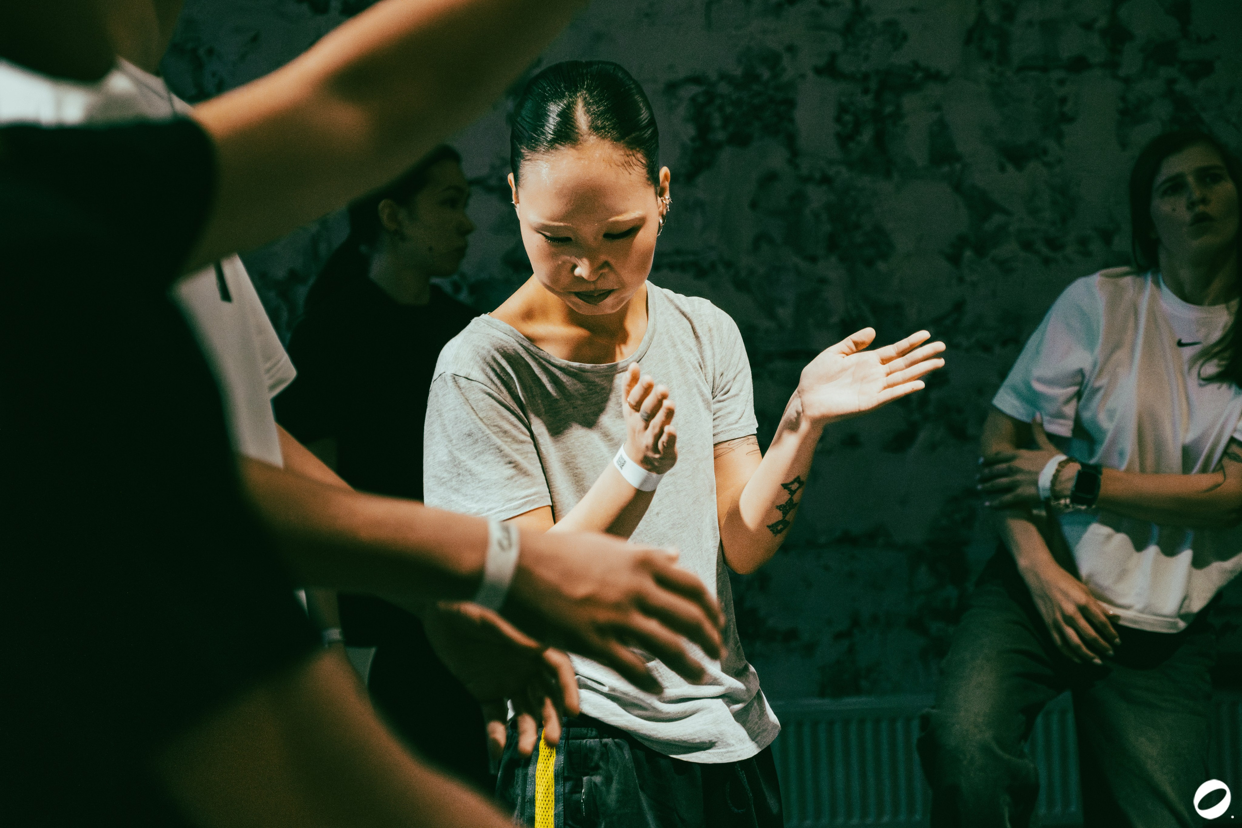 ODD.CLUB 04/04 (@youlovebu). Соня бу тебя сфоткала