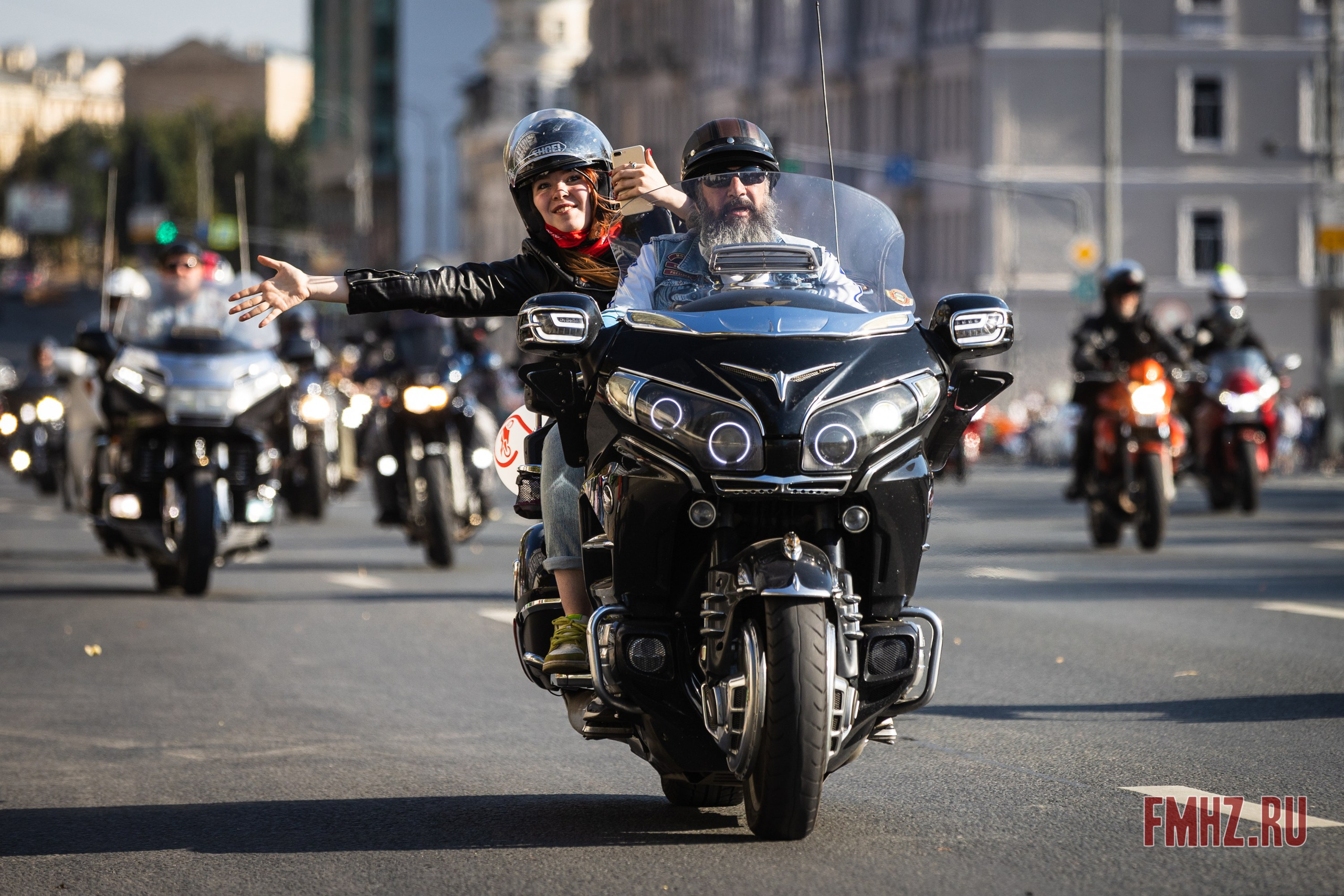 Закрытие Мотосезона 2023 на проспекте Академика Сахарова. Фотограф Владимир Охрименко