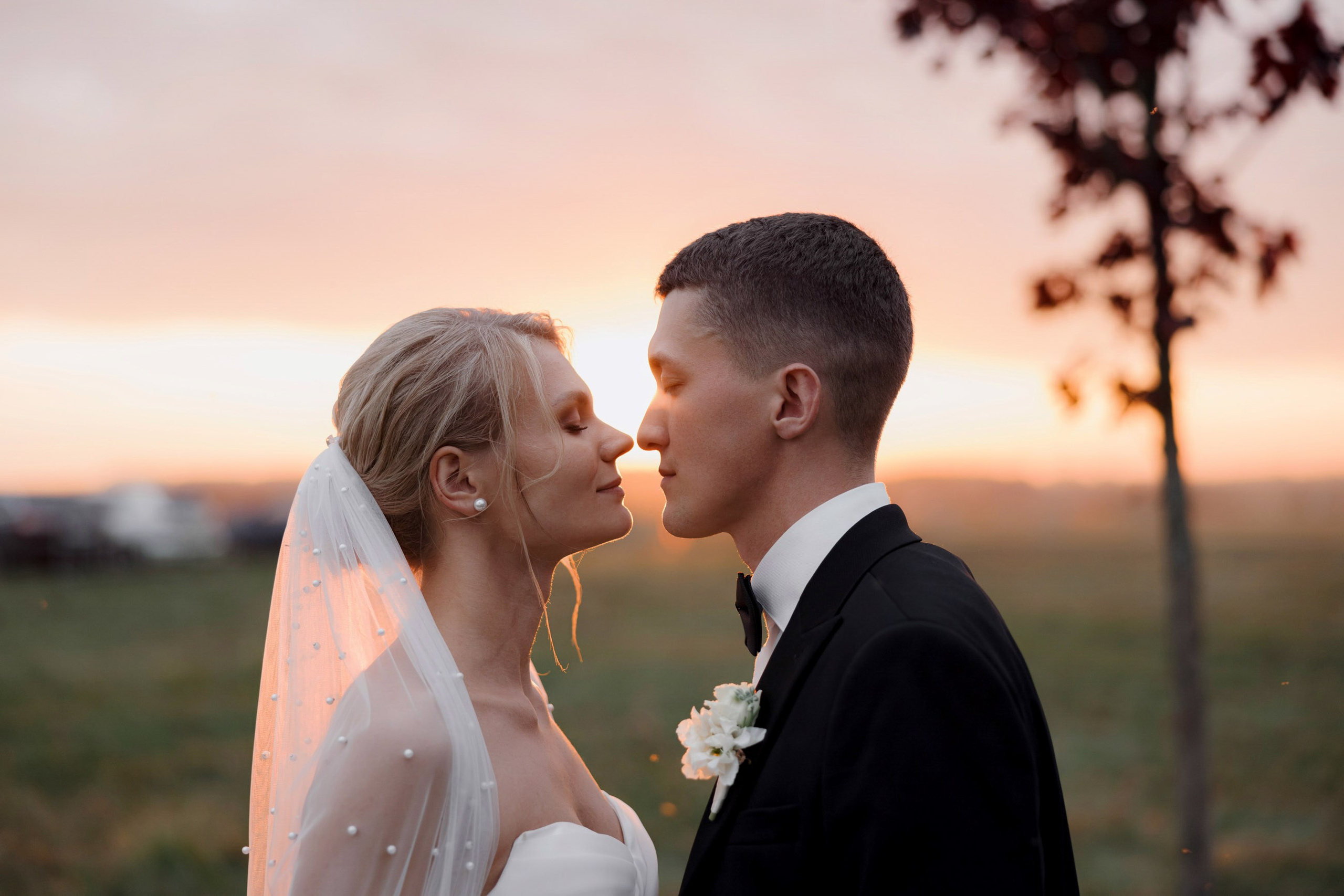 Александр и Валерия. Свадебный фотограф и видеограф Юрий и Эля Дубинины