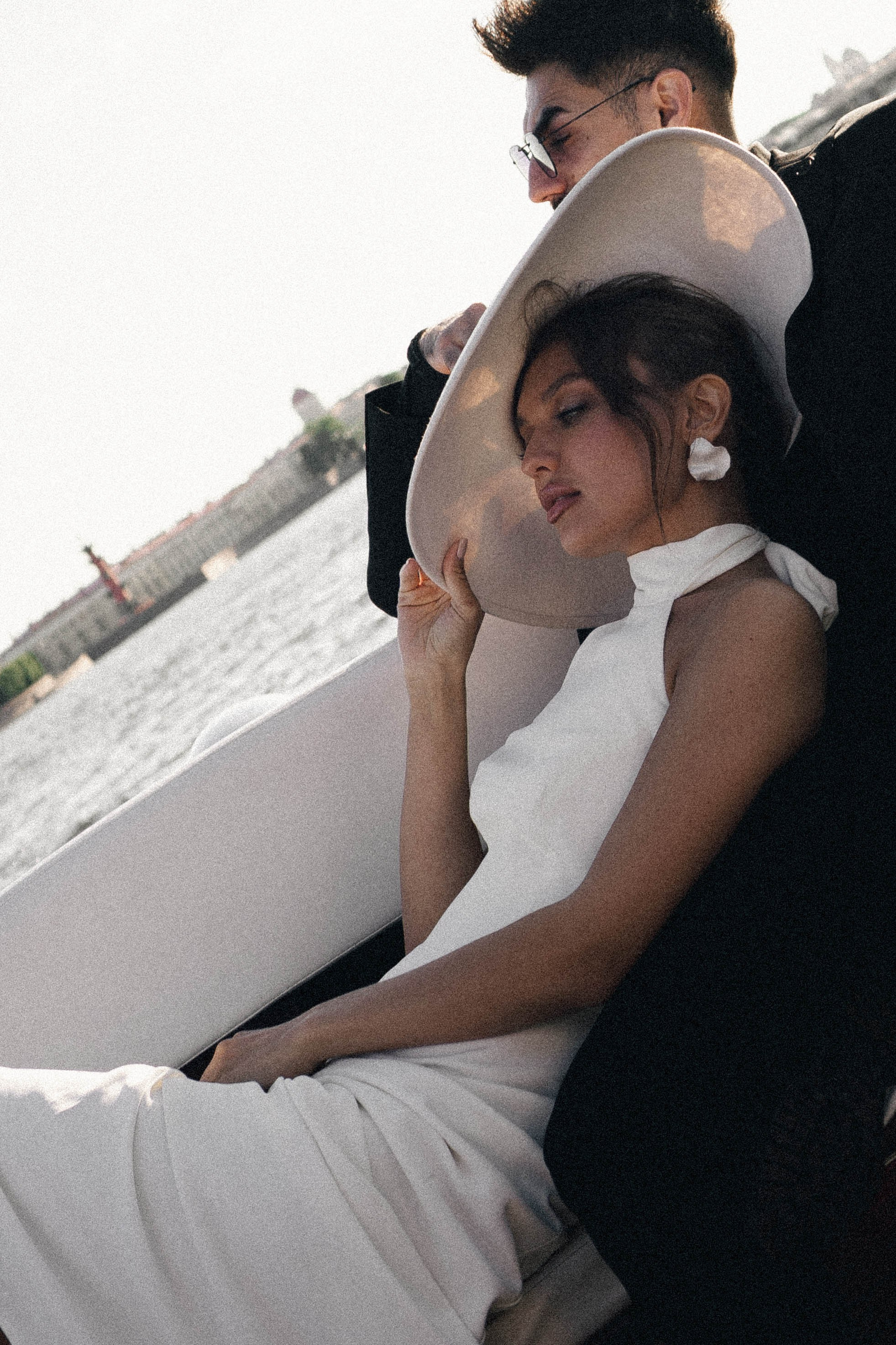 СВАДЕНБНАЯ СЬЕМКА НА КАТЕРЕ ПО КАНАЛАМ САНКТ-ПЕТЕРБУРГА И В АКВАТОРИИ НЕВЫ. Профессиональный фотограф, Санкт-Петербург — Виктория Богомолова