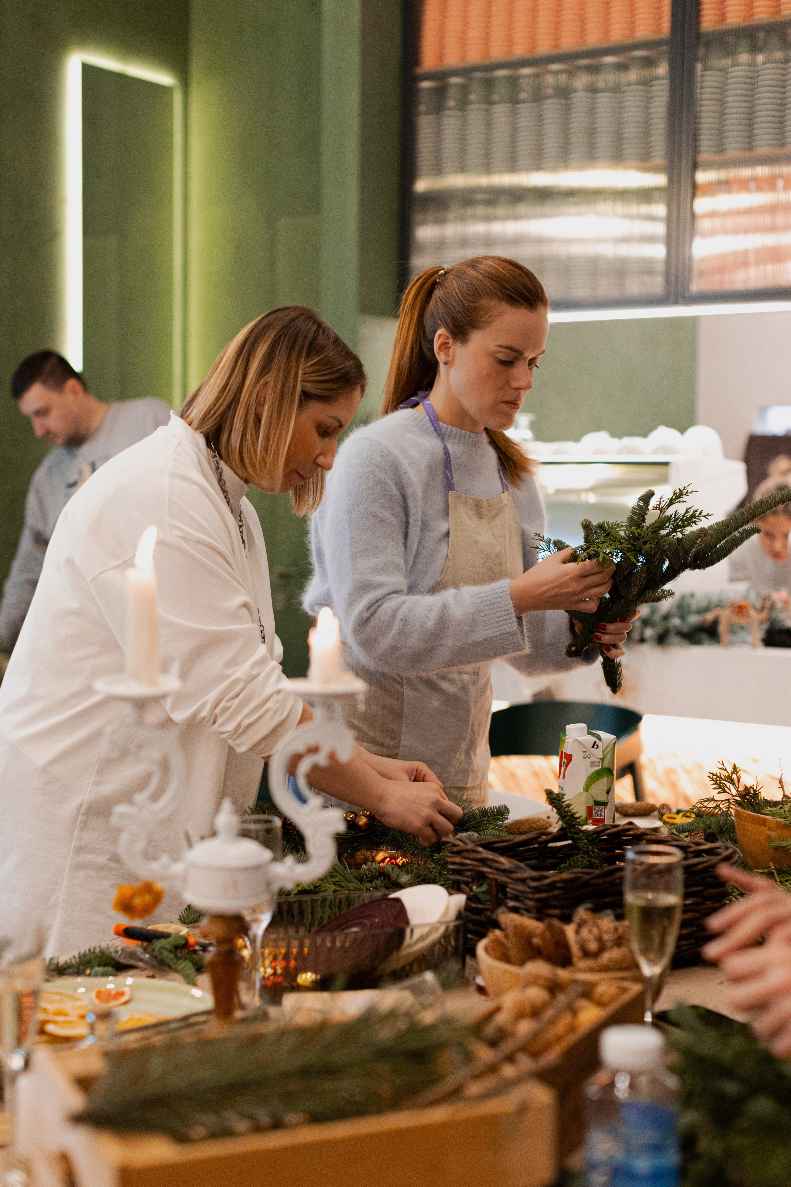 Мк свечи и венок (новогодний корпоратив). Анастасия Ракчеева Художник