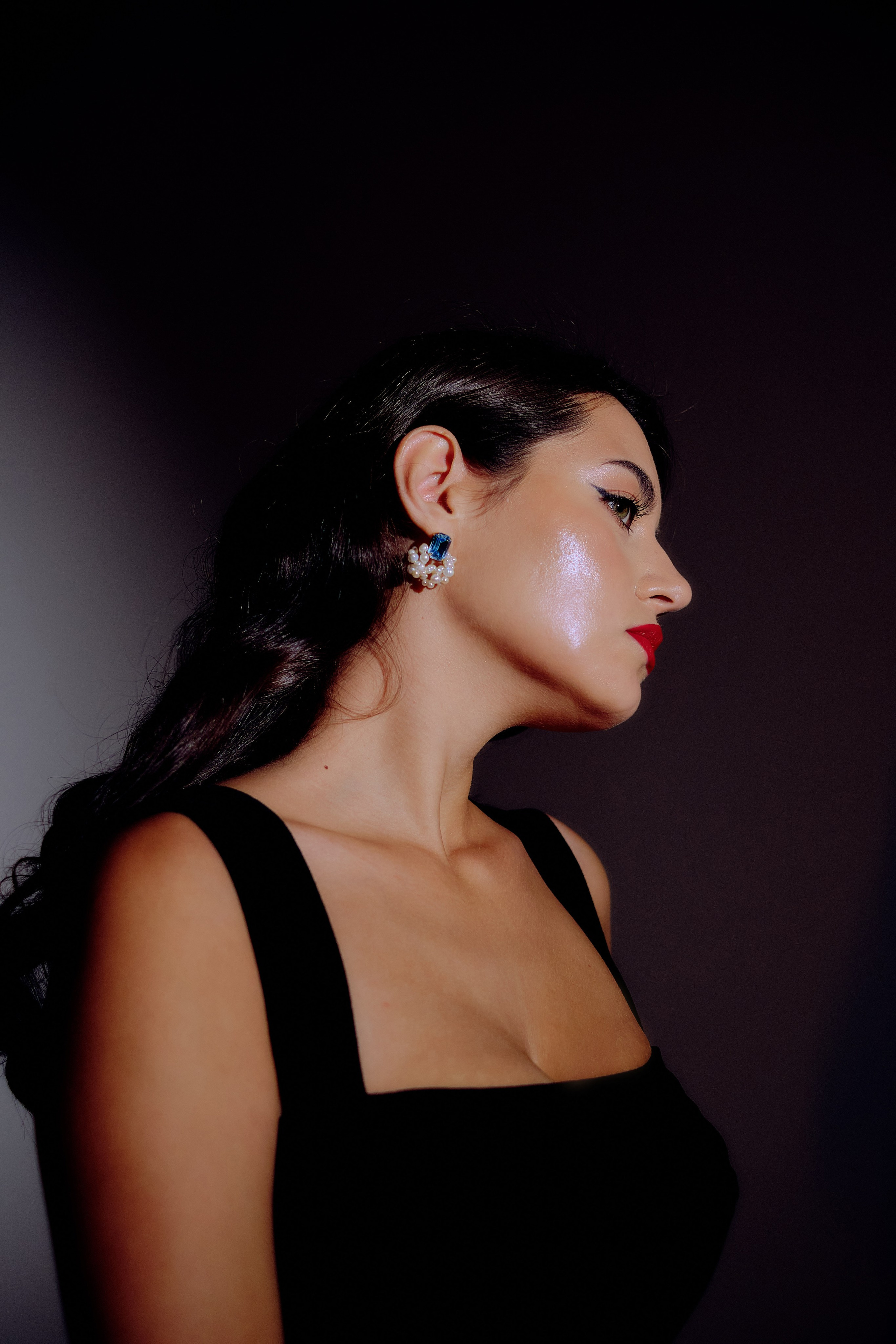 Индивидуальная фотосессия с цветами в студии. Портретный, семейный фотограф в Твери Жданова Татьяна tatzhdanov Таня