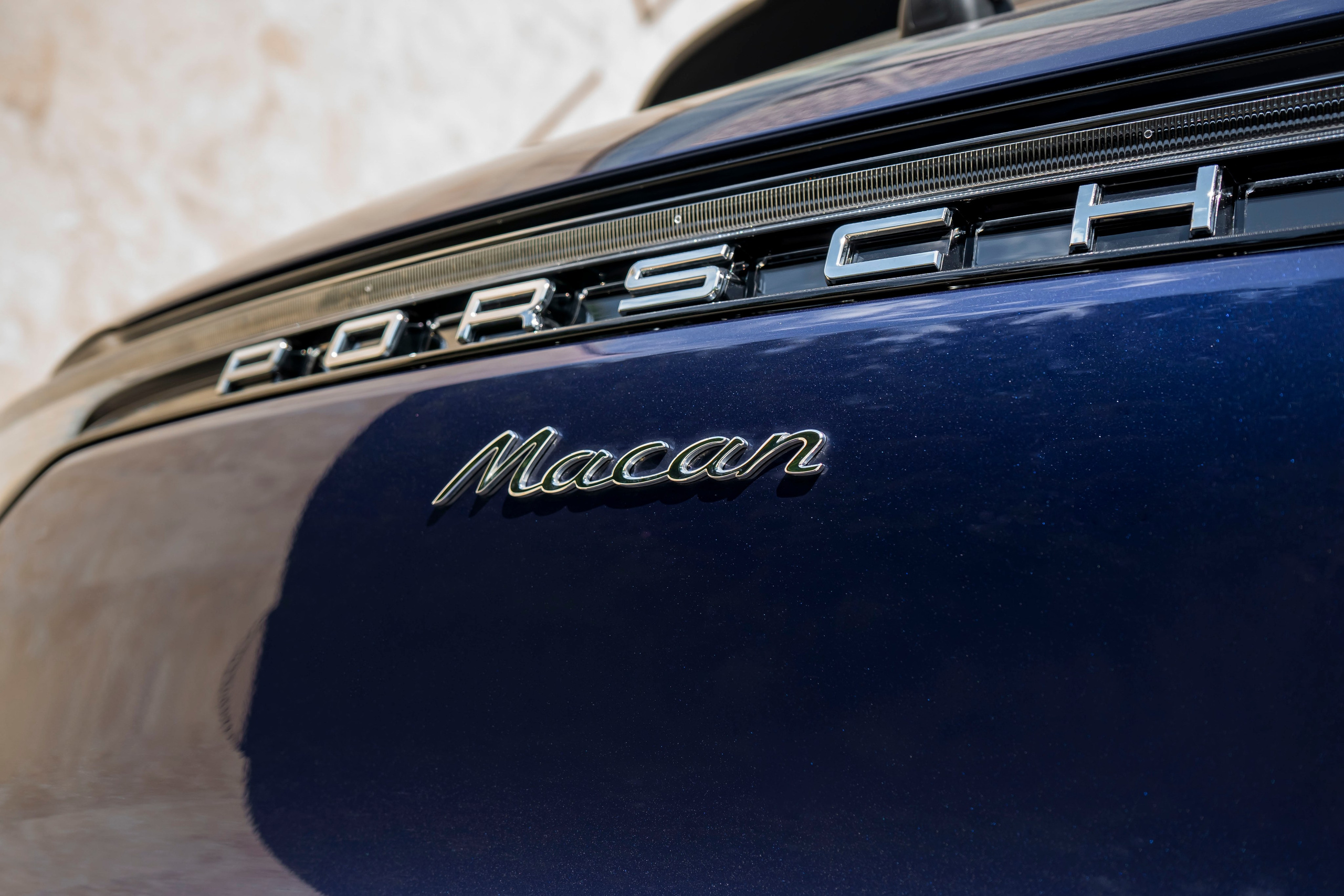 Porsche Macan. Автомобильный фотограф Ногинск Денис Городок