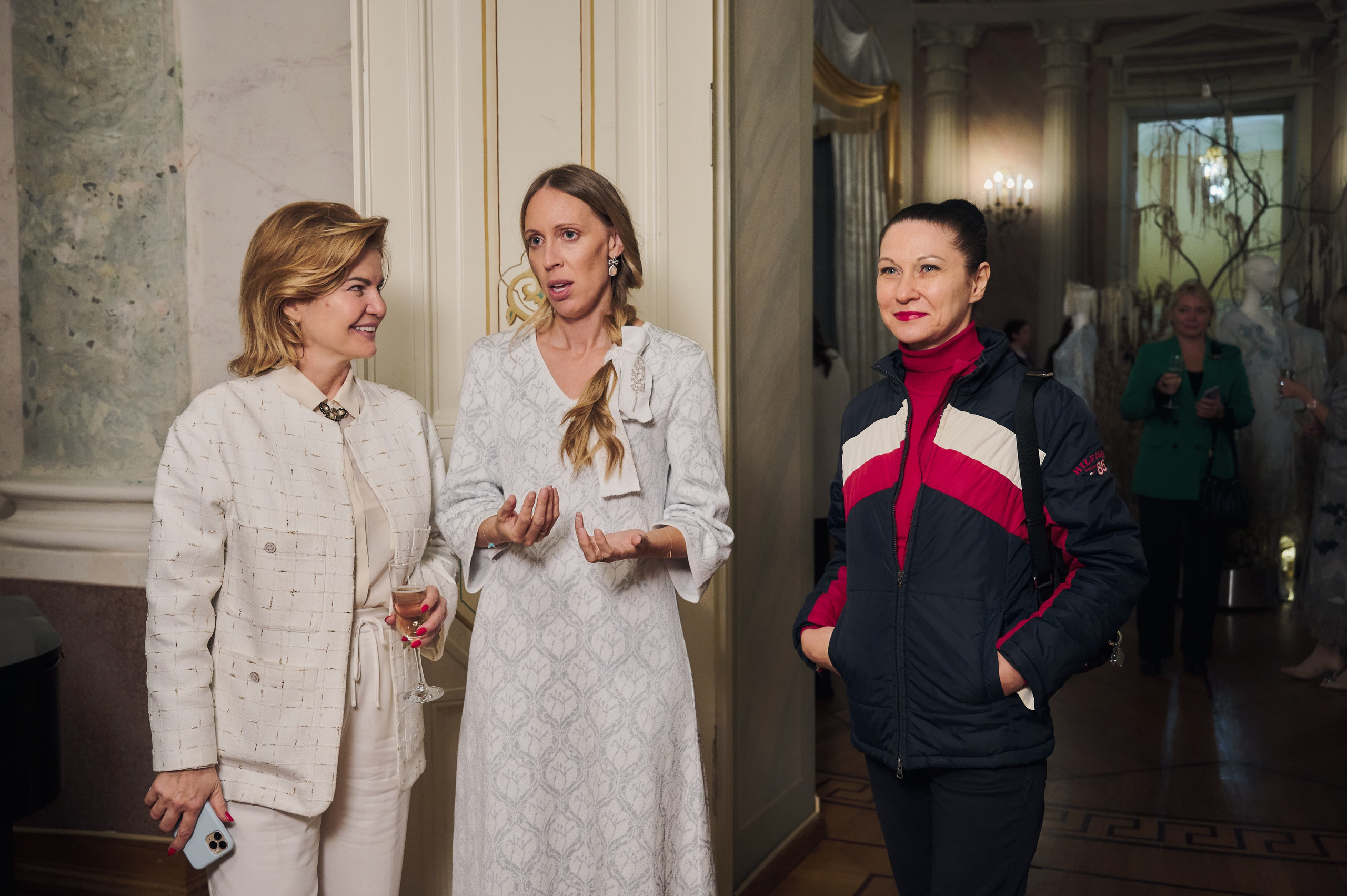 Открытие выставки 13.09.22. Никита Хохловский фото и видео продакшн