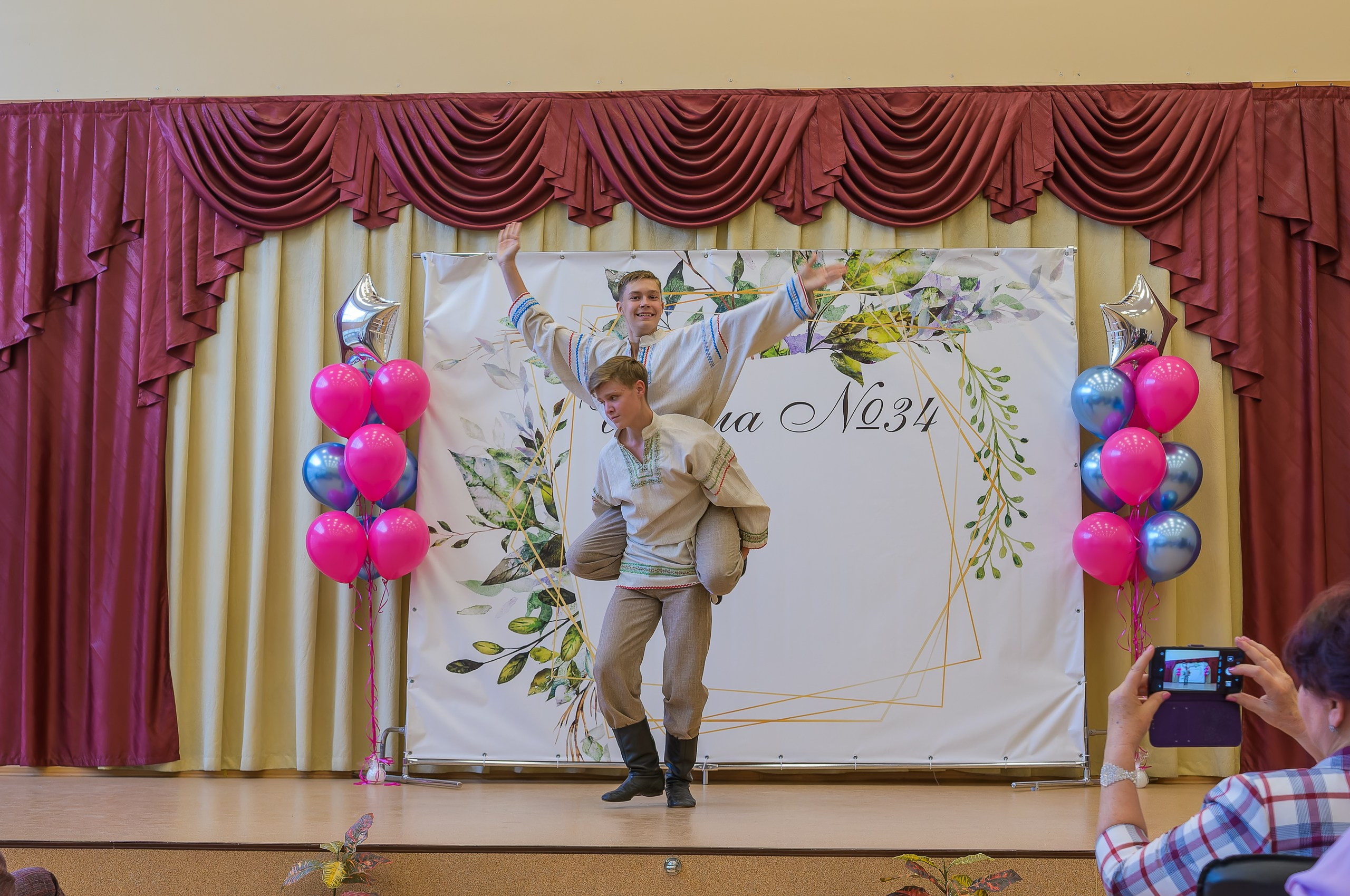 Выпускной МБОУ «СОШ № 34». Фотограф в Кемерово Владислав Шульц
