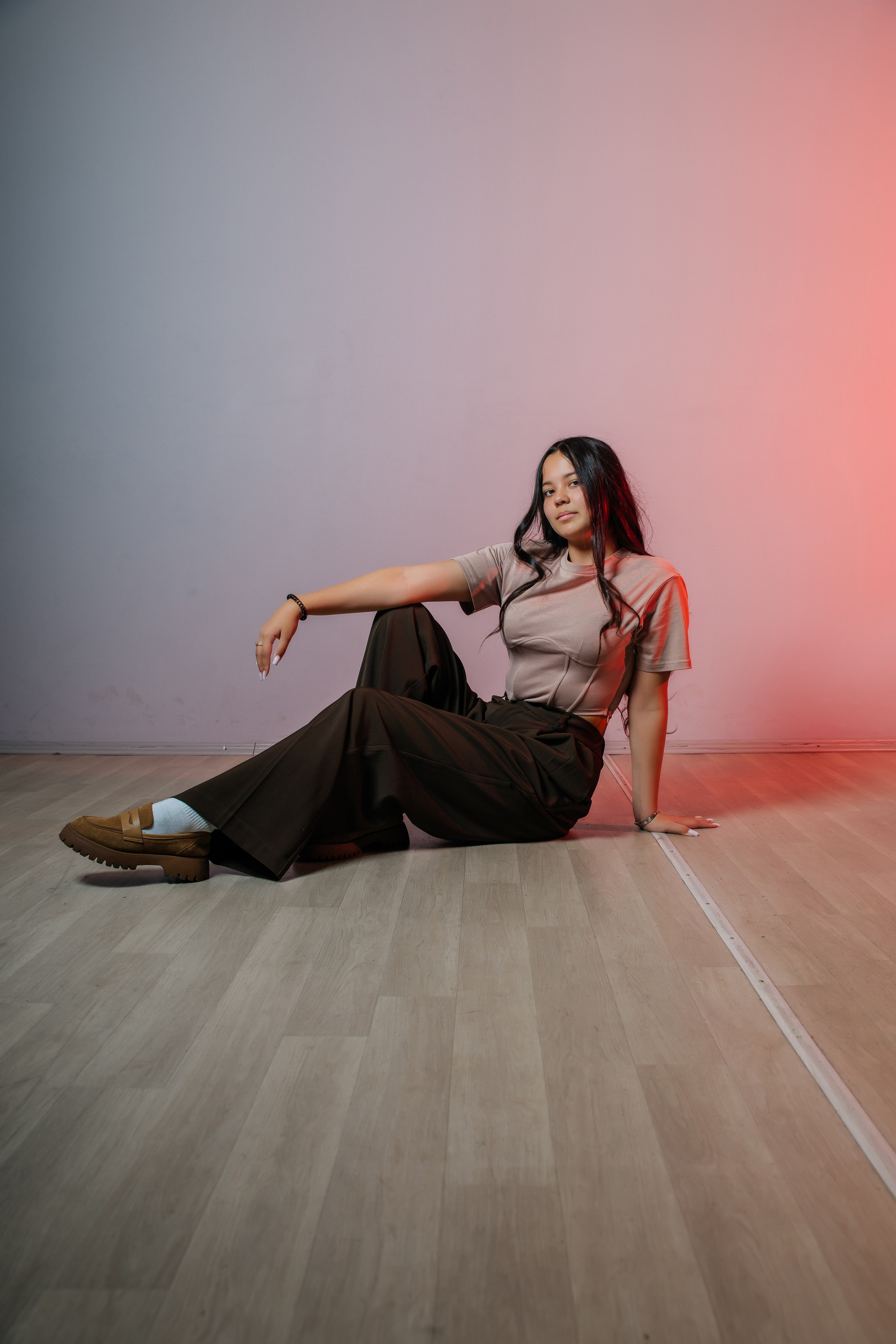 Школа № 33 — 2025. Фотограф Ярмишко Дарья. Выпускные фотокниги