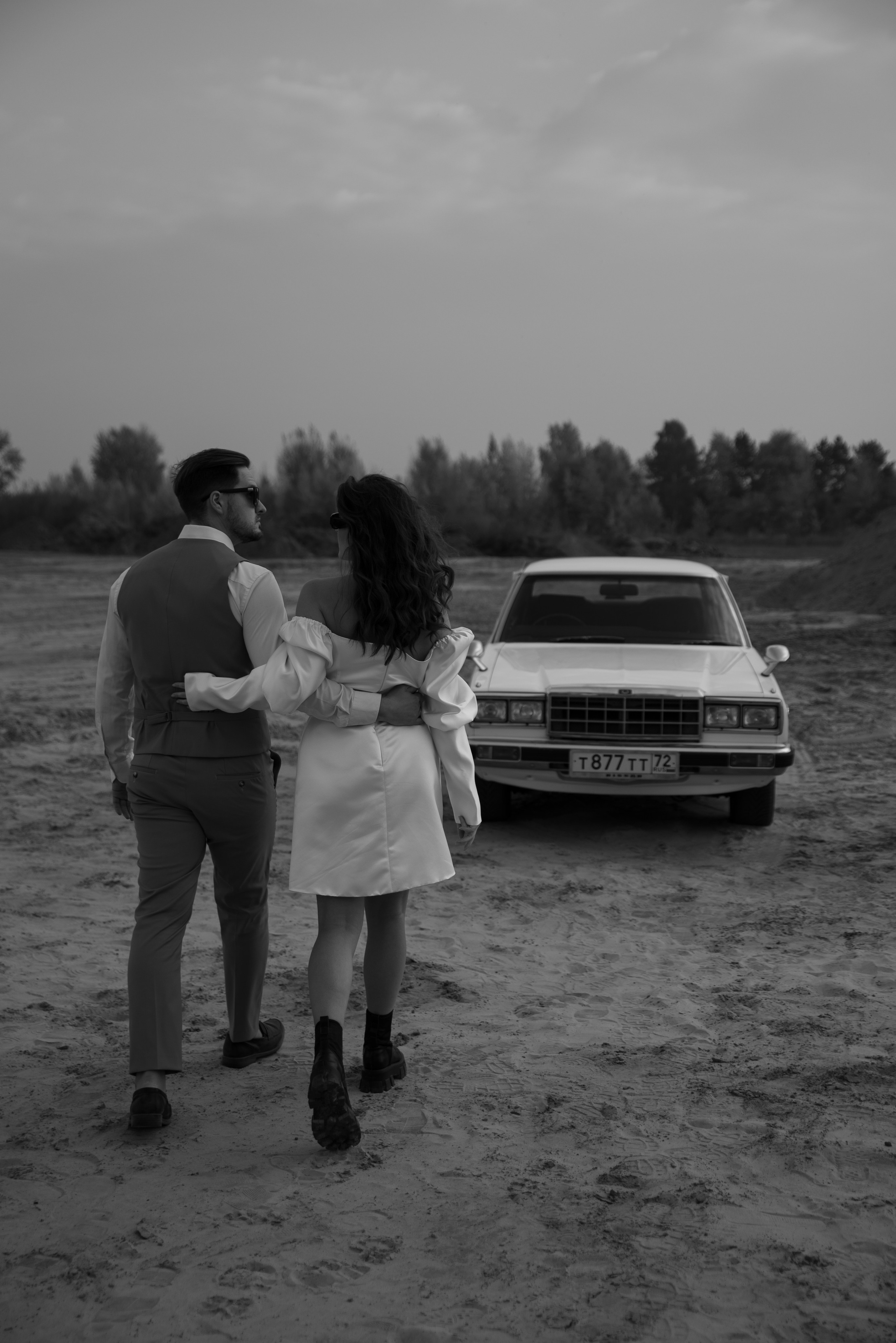 Алена и Женя, съемка с ретро машиной (съемка в рамках моего Воркшопа). Свадебный фотограф Тюмень Анастасия Битная