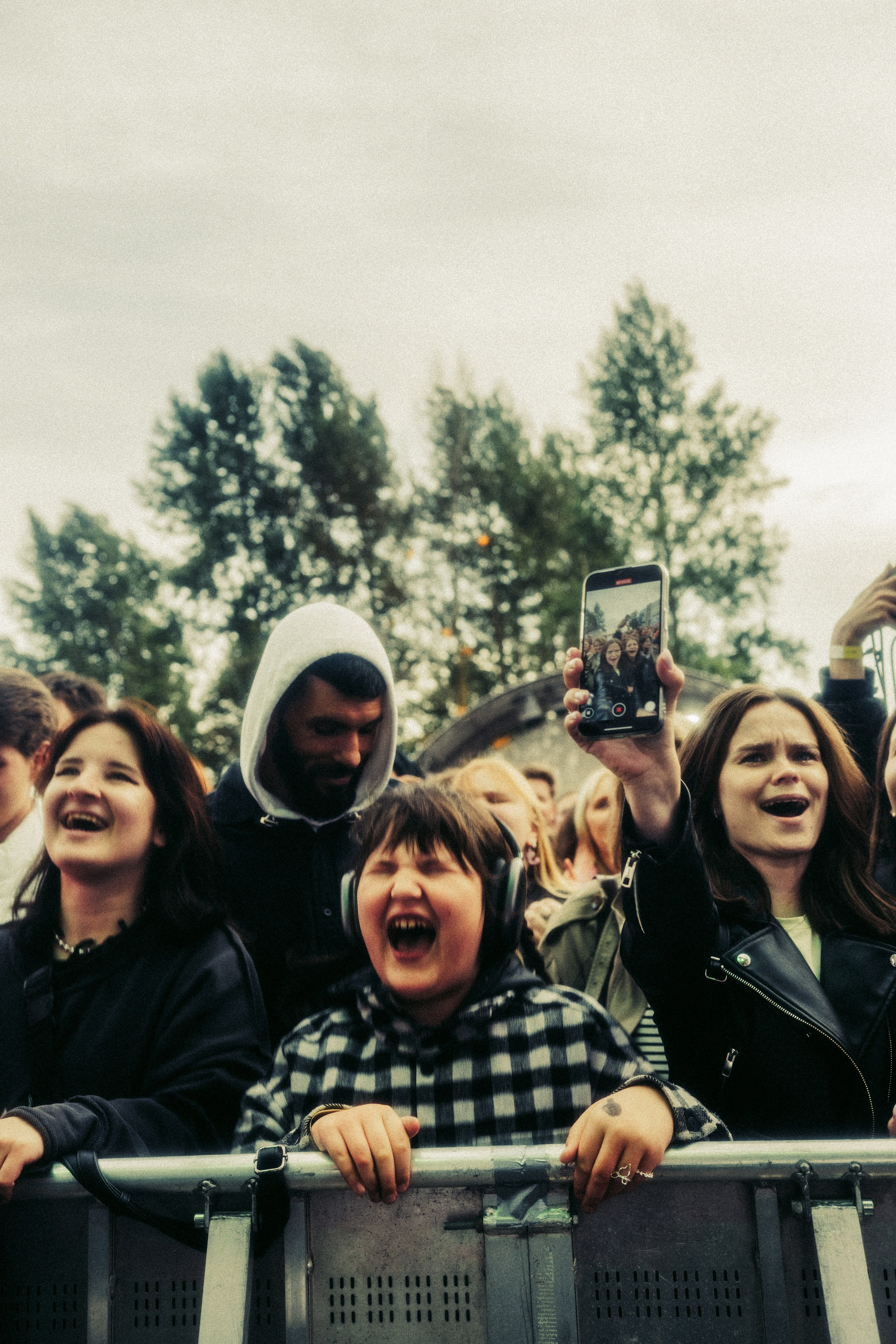 Антон тут рядом. Свадебный фотограф в Санкт-Петербурге Марина Фесенко