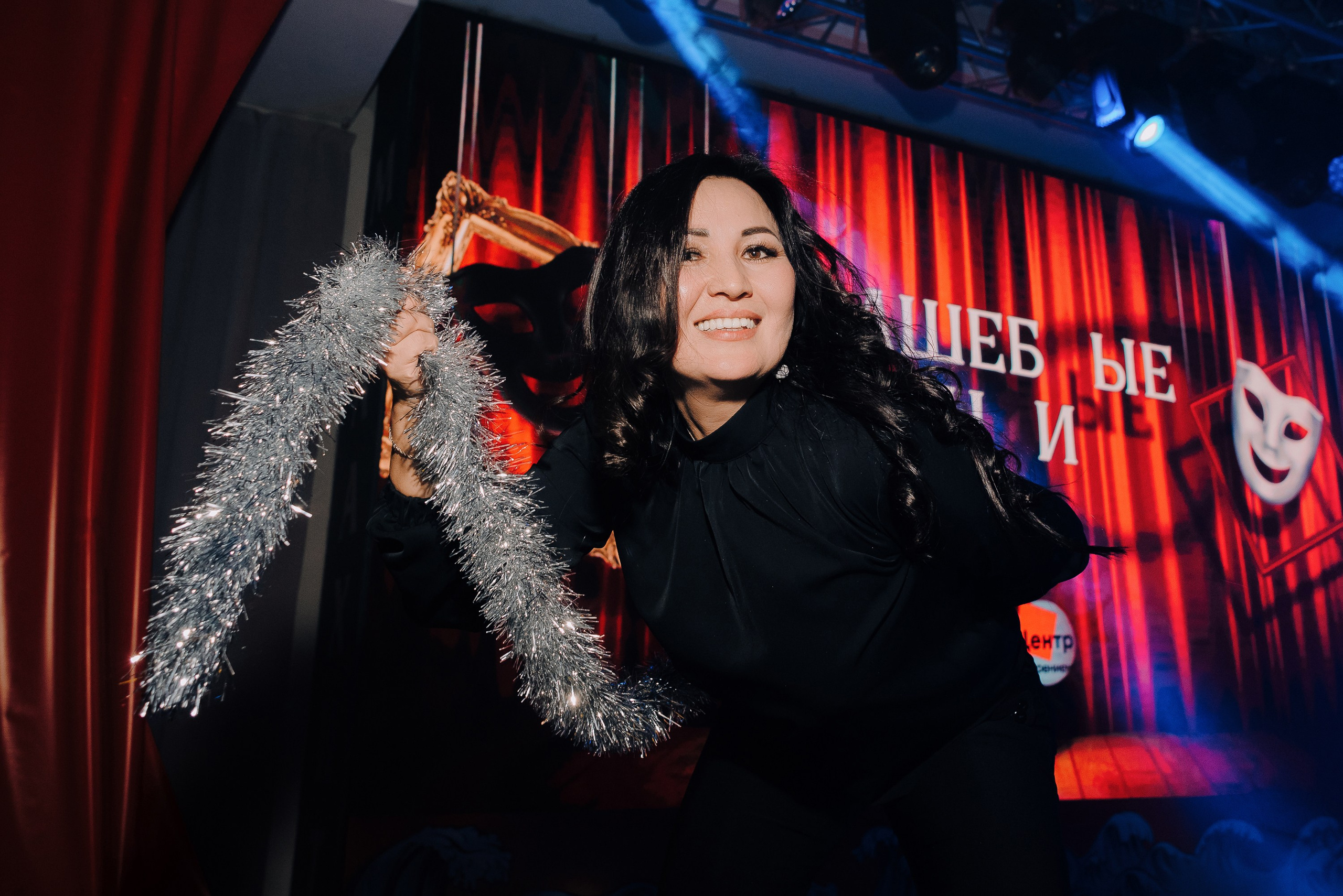 СПЕКТАКЛЬ «ВОЛШЕБНЫЕ ОЧКИ» ОПТИК-ЦЕНТР. Репортажный фотограф Зуев Роман г. Челябинск