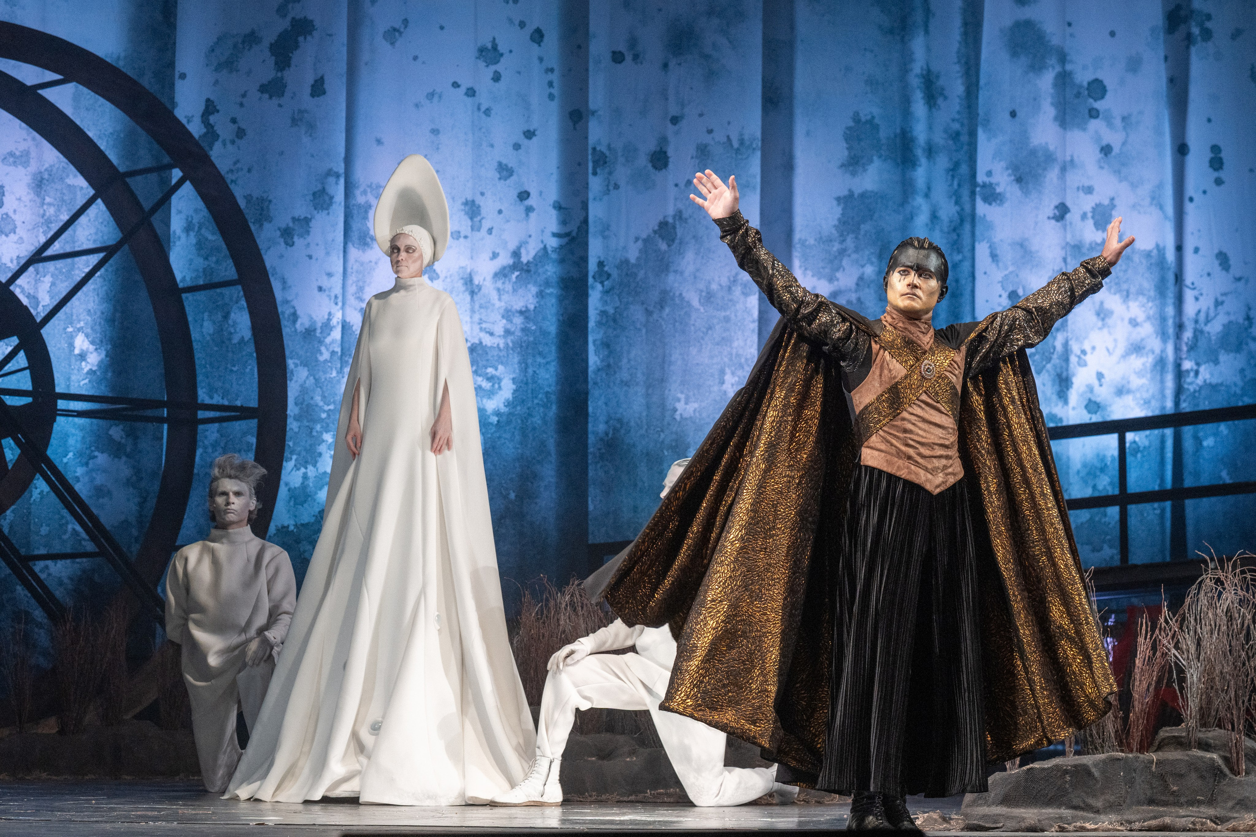 Алтайский молодёжный театр: Яга. Сайт фотографа Сергея Абрамова