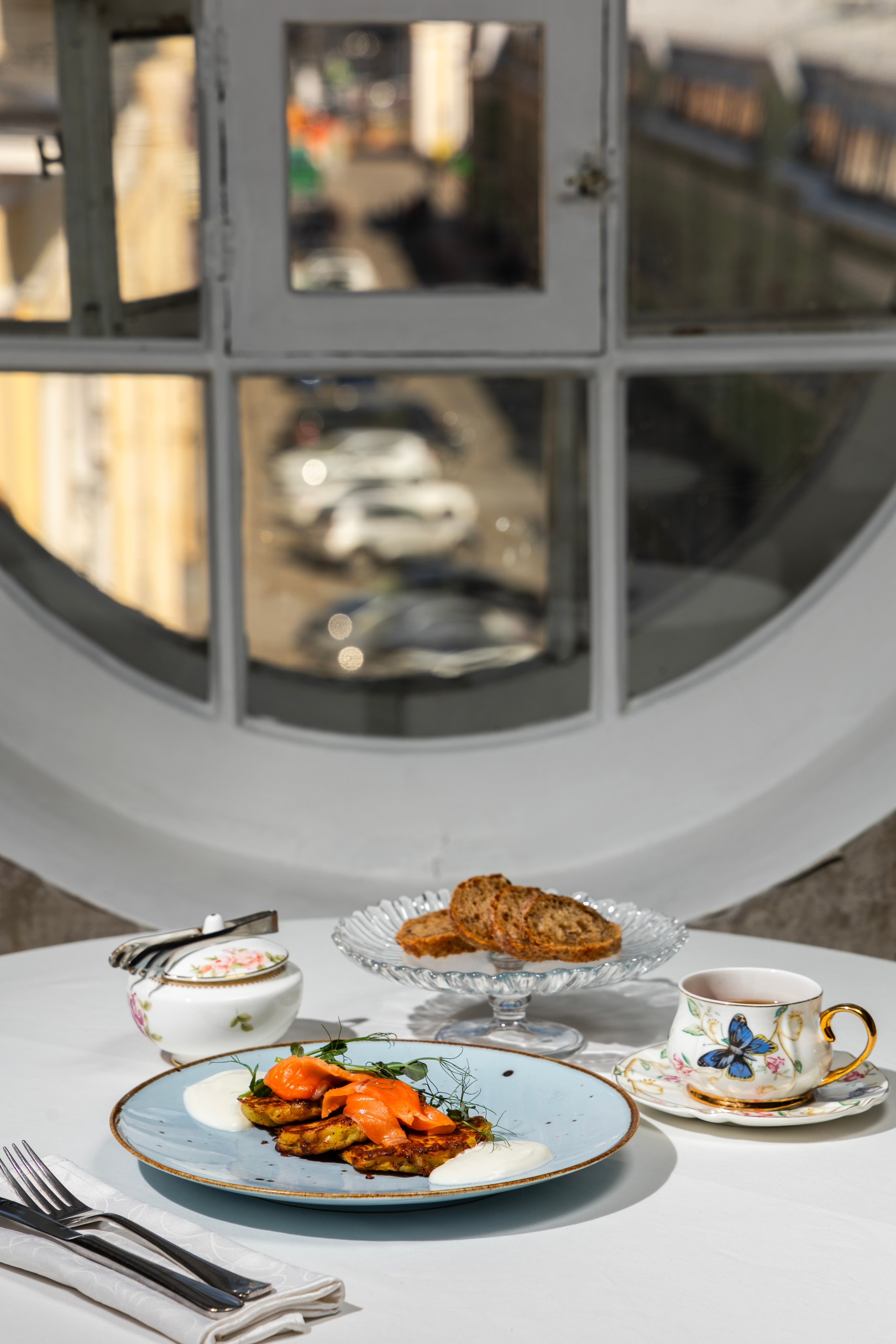 commercial editorial luxurynatural lightrestaurant photography beverage photography