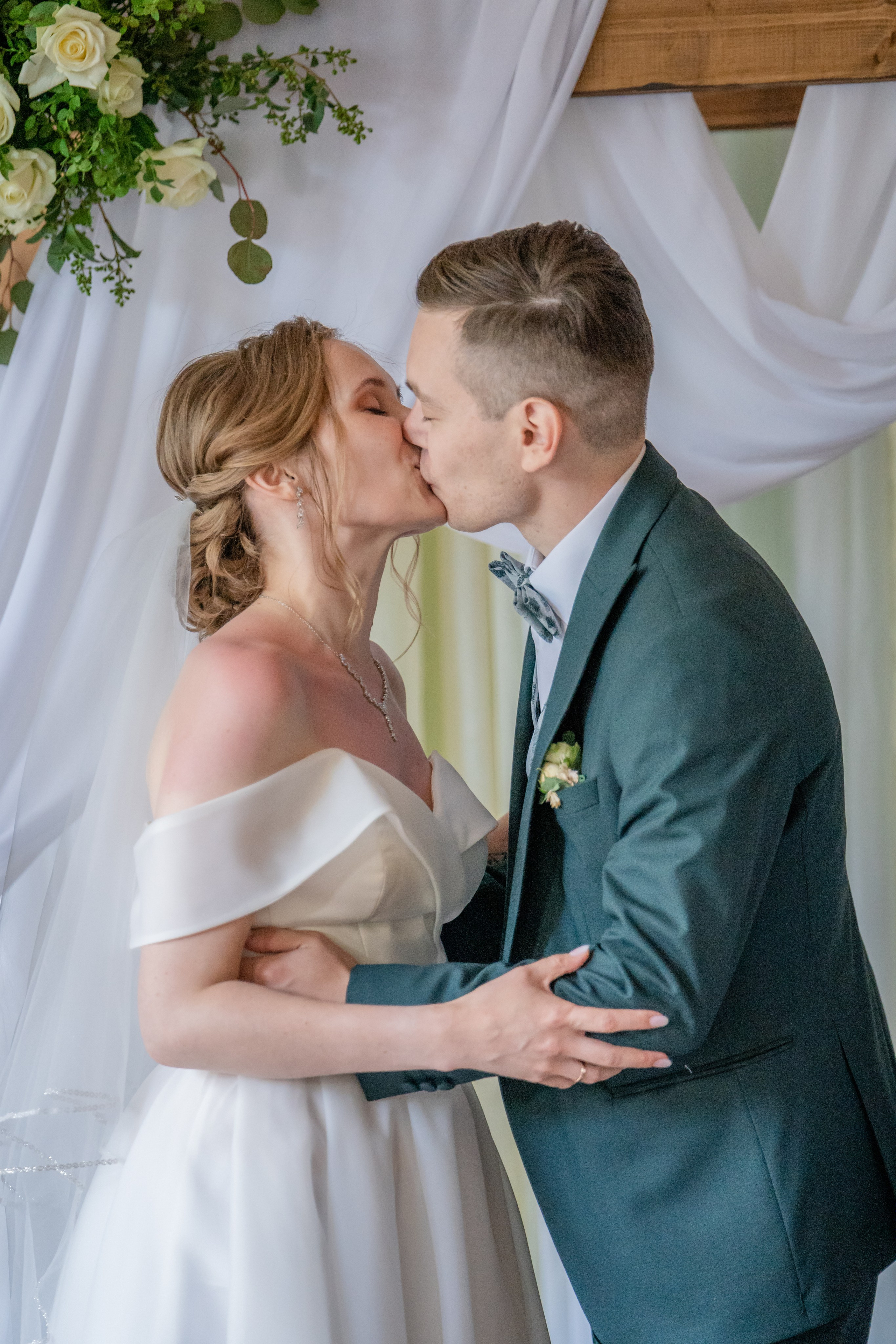 Настя и Кирилл. День свадьбы. Репортажный и интерьерный фотограф Александра Солдатова