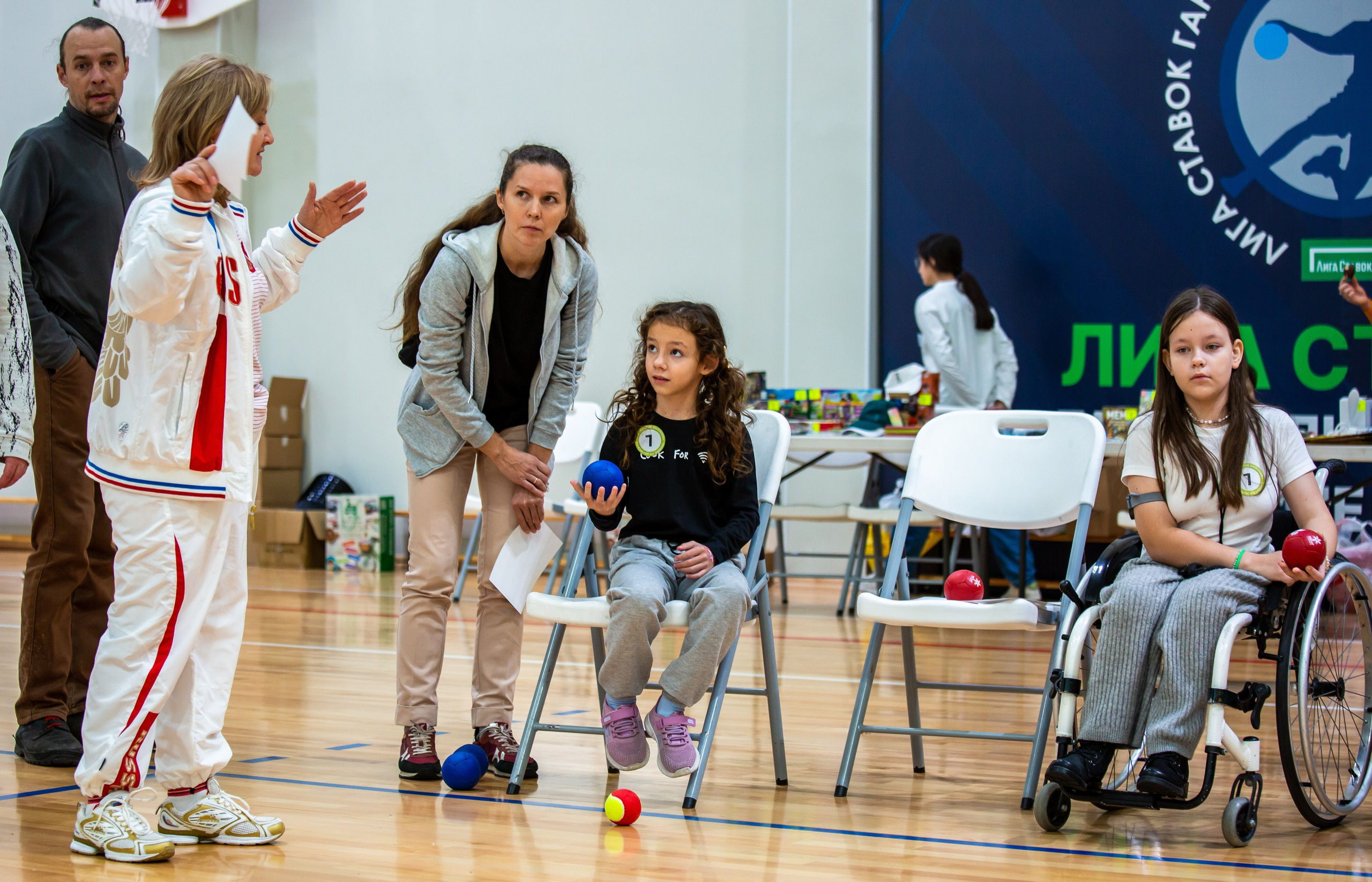 Спортивно-развлекательный праздник «Золотая ракетка». Репортажный, семейный, свадебный, портретный фотограф