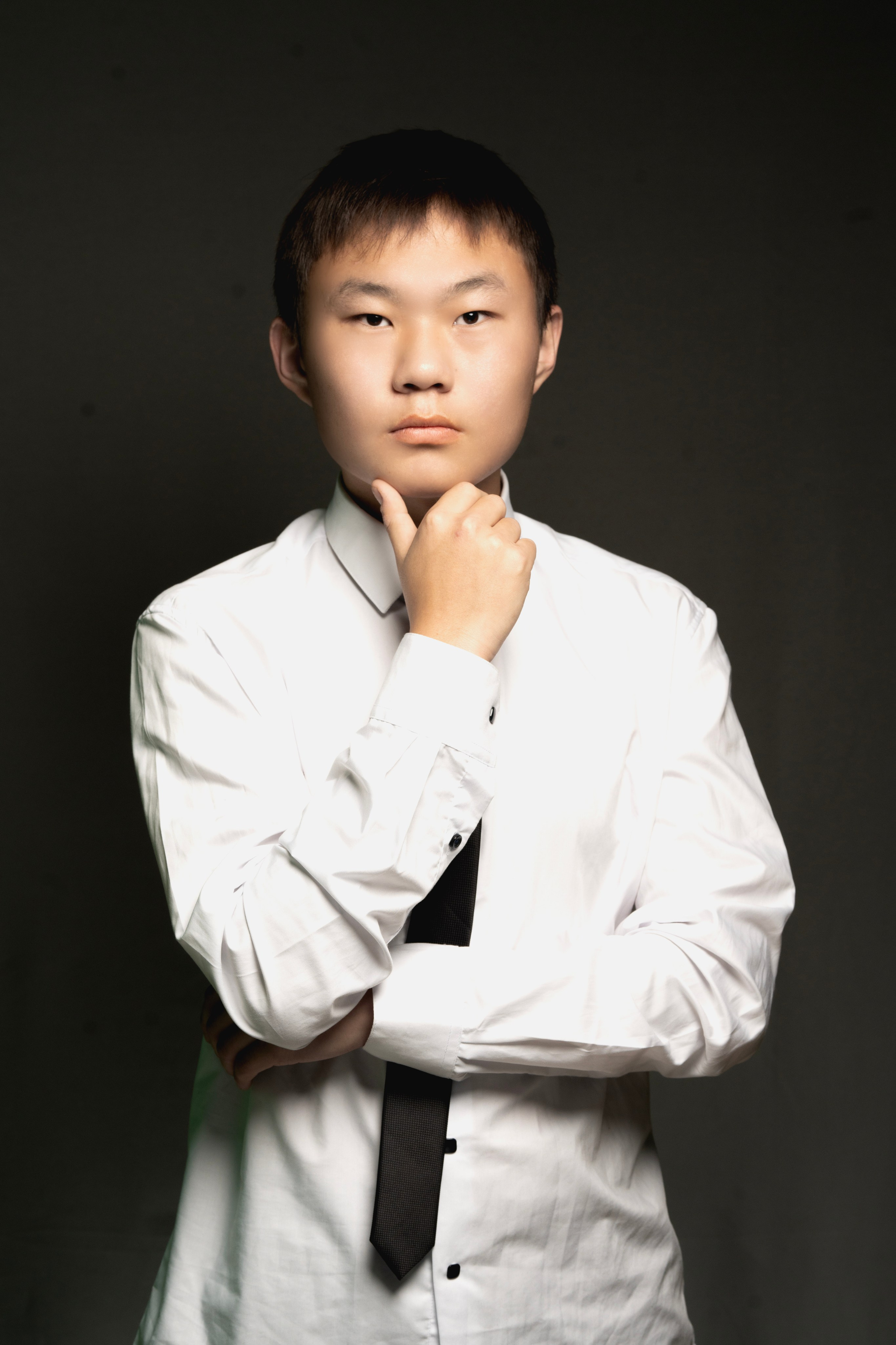 Выпускной фотоальбом для средней школы. Фотограф Эллина Дар г. Улан-Удэ