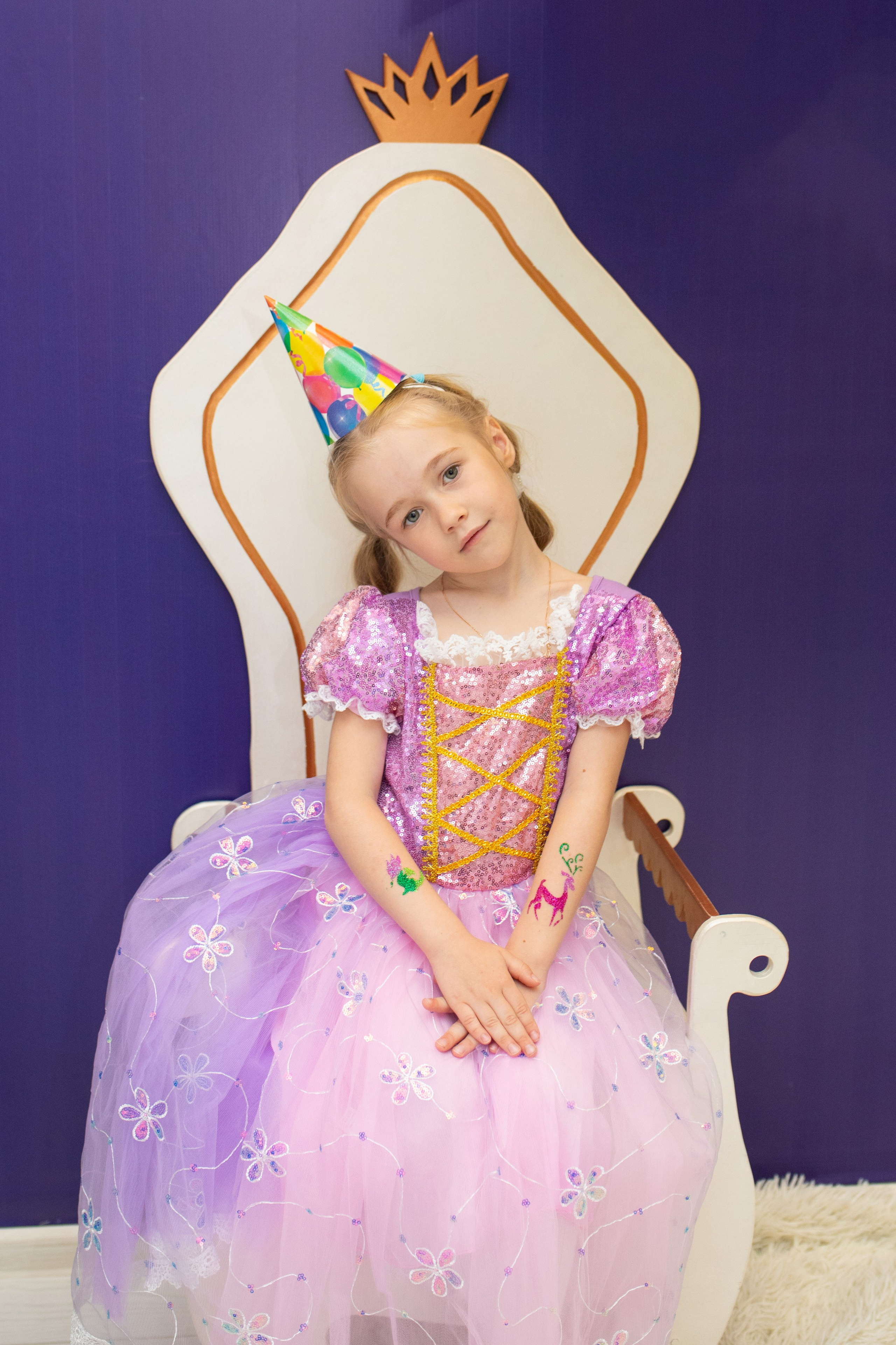 Улыбника -Василисе 6 лет!. Фотограф в Новосибирске Ася Зверева