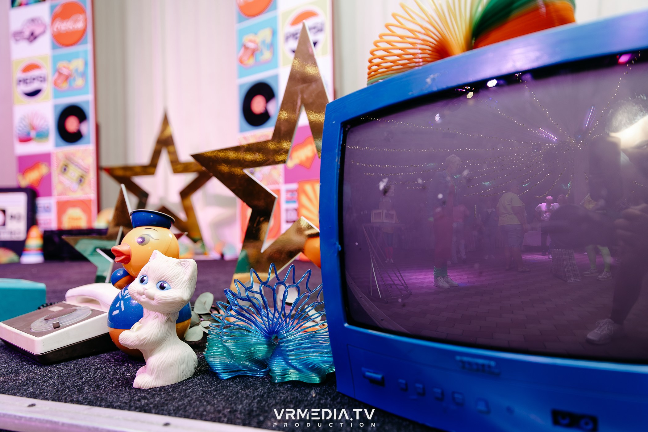 «Назад в 90-е!» в ресторане «Империя»